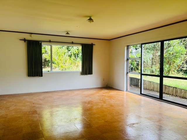 276 Te Atatu Road photo 15