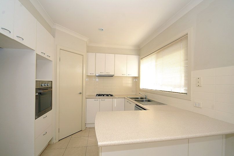 2/75 Clifton Park Drive, Carrum Downs, VIC 3201
