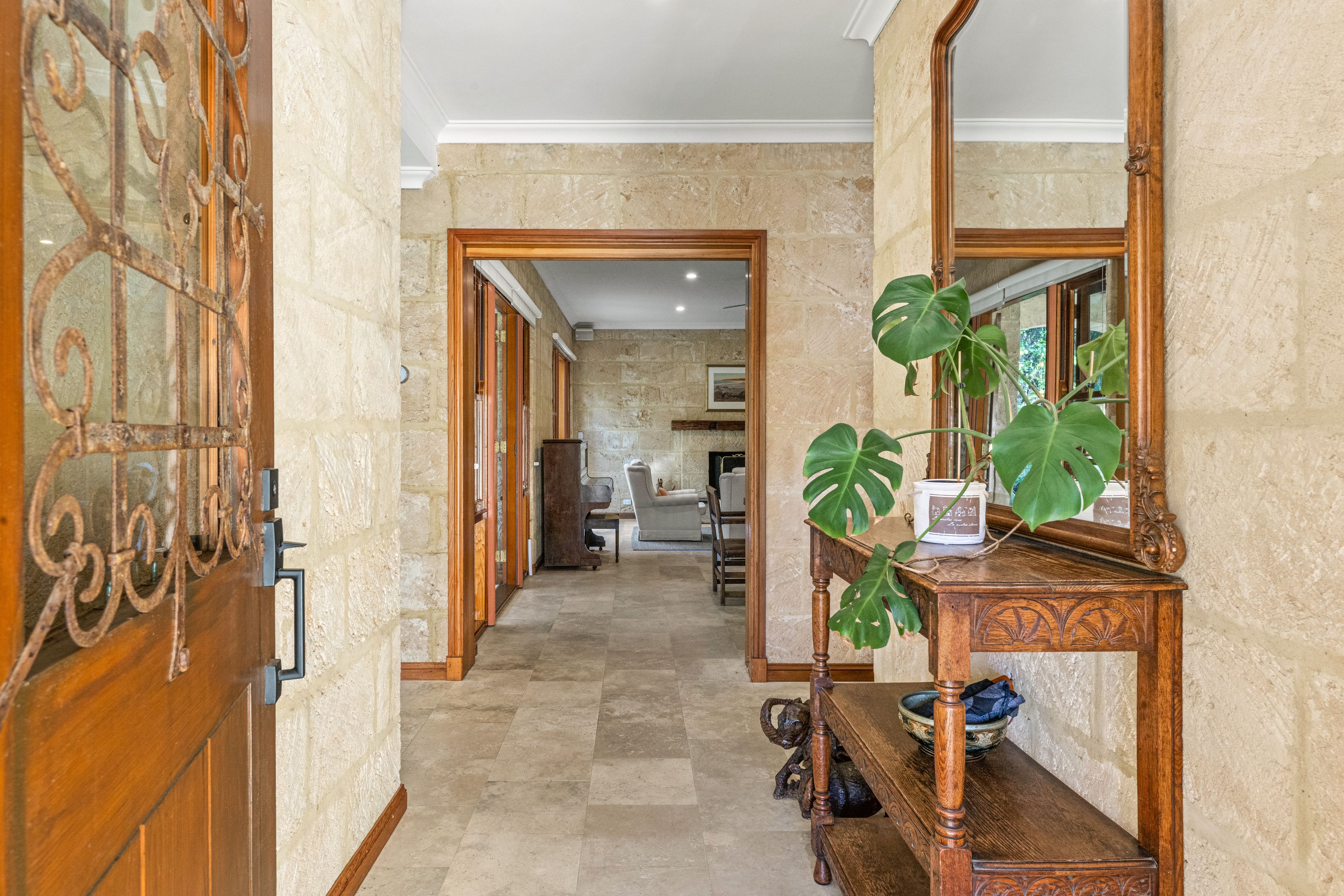 93 Thompson Road, North Fremantle, WA 6159