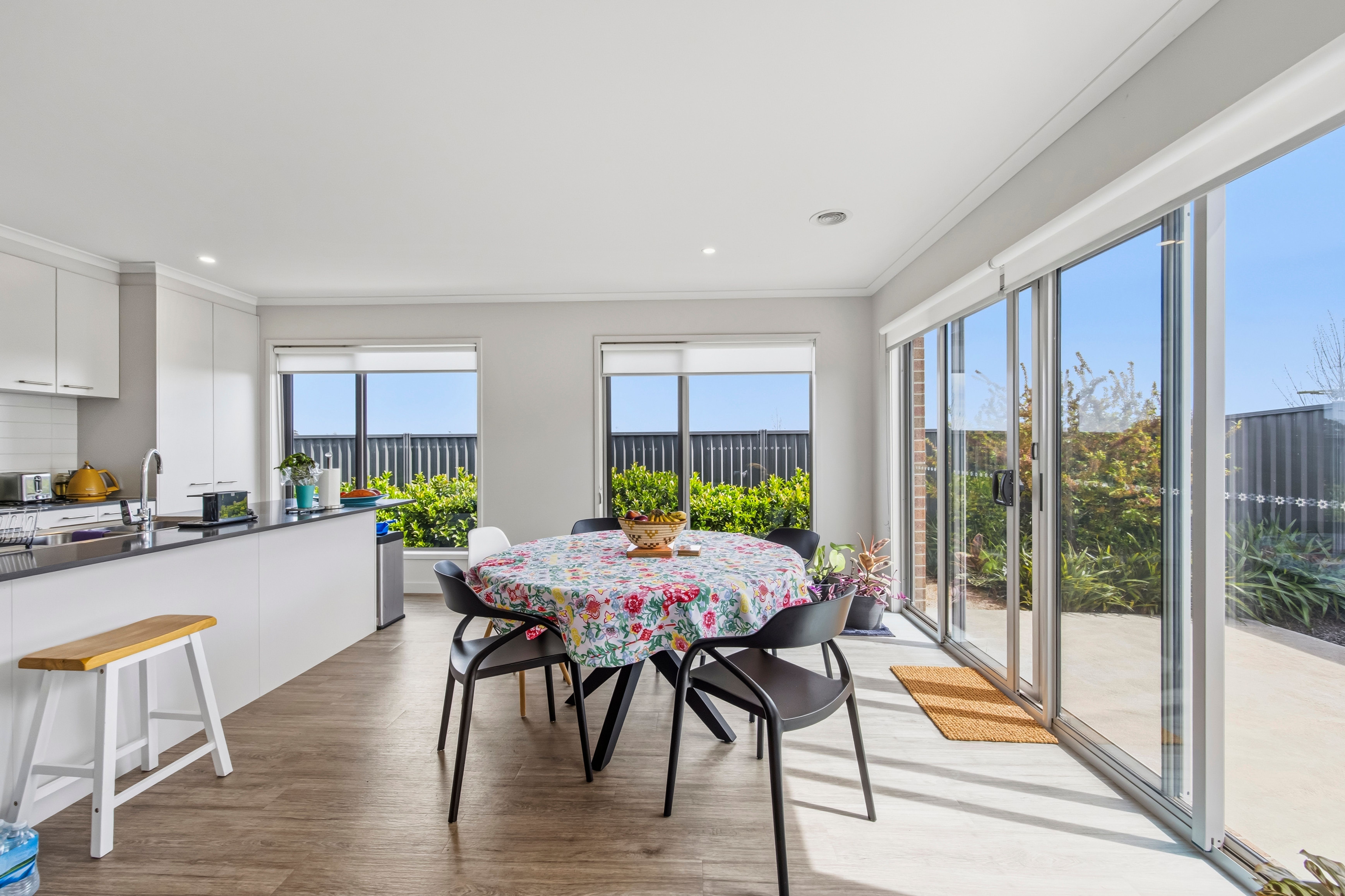 32 Mcleod Crescent — photo 3 of 8