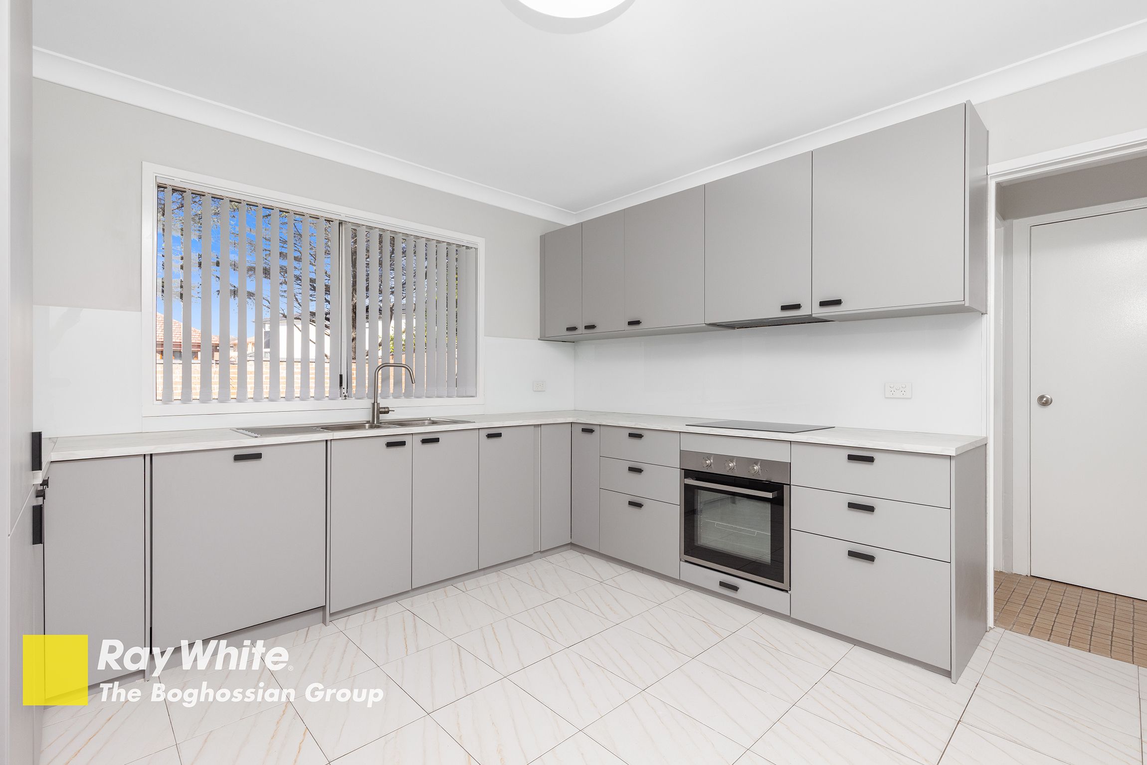 4/2b St Elmo Parade, Kingsgrove, NSW 2208