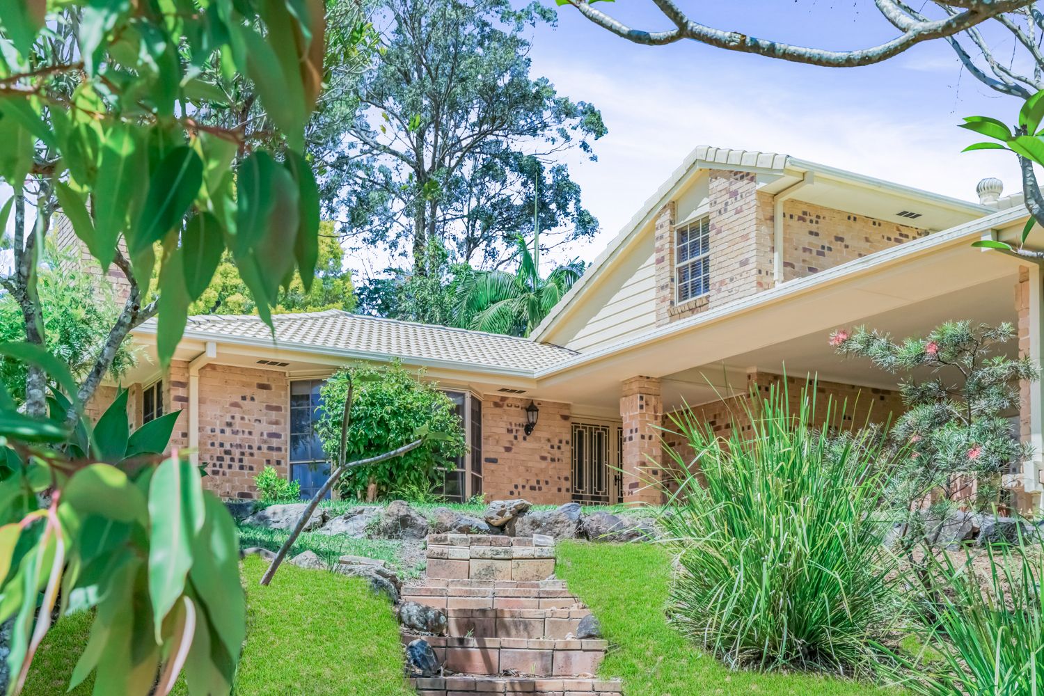 1 Kings Park Court, Oxenford, QLD 4210