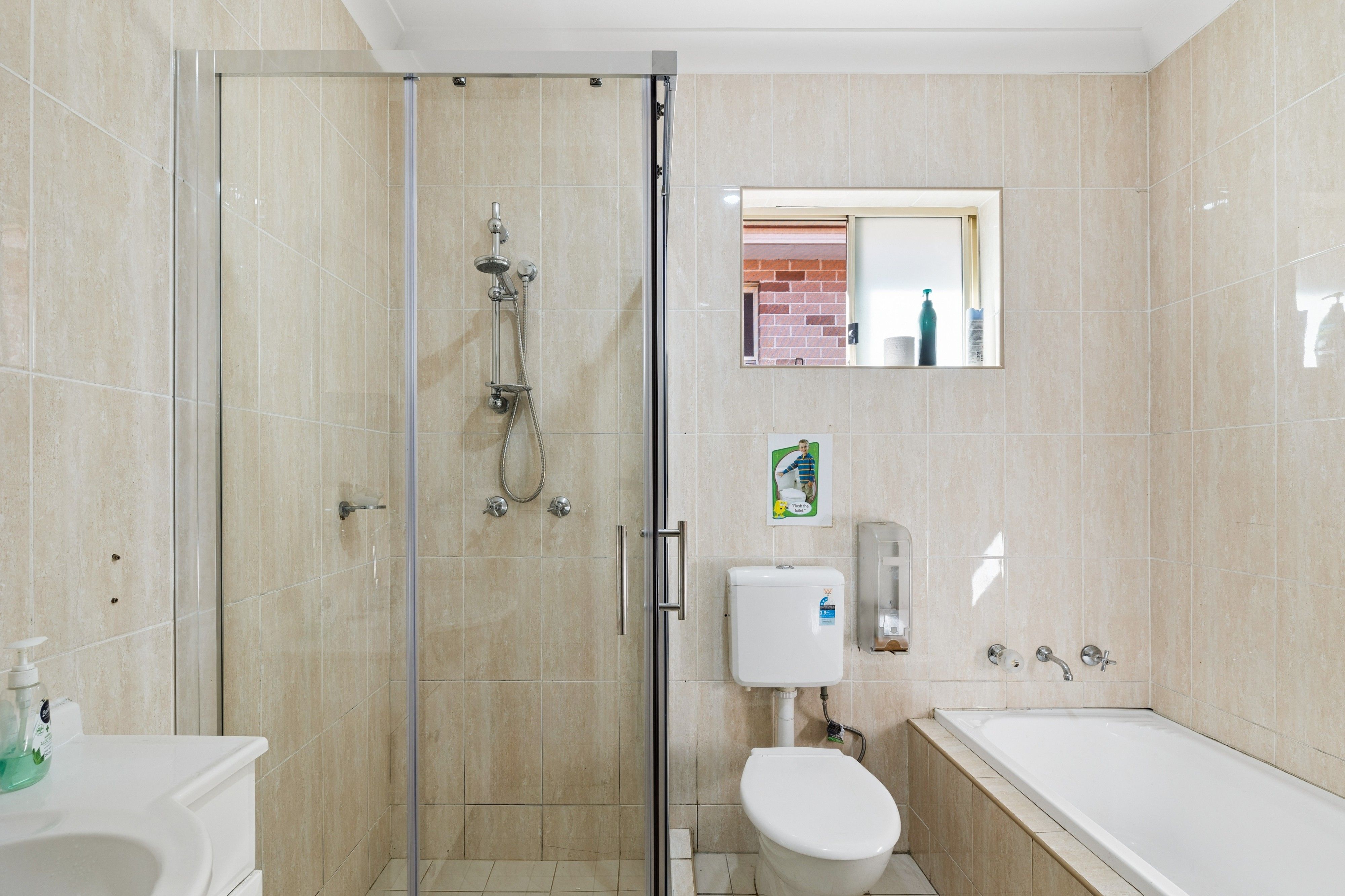 3/76 Sir Joseph Banks Street — photo 8 of 12