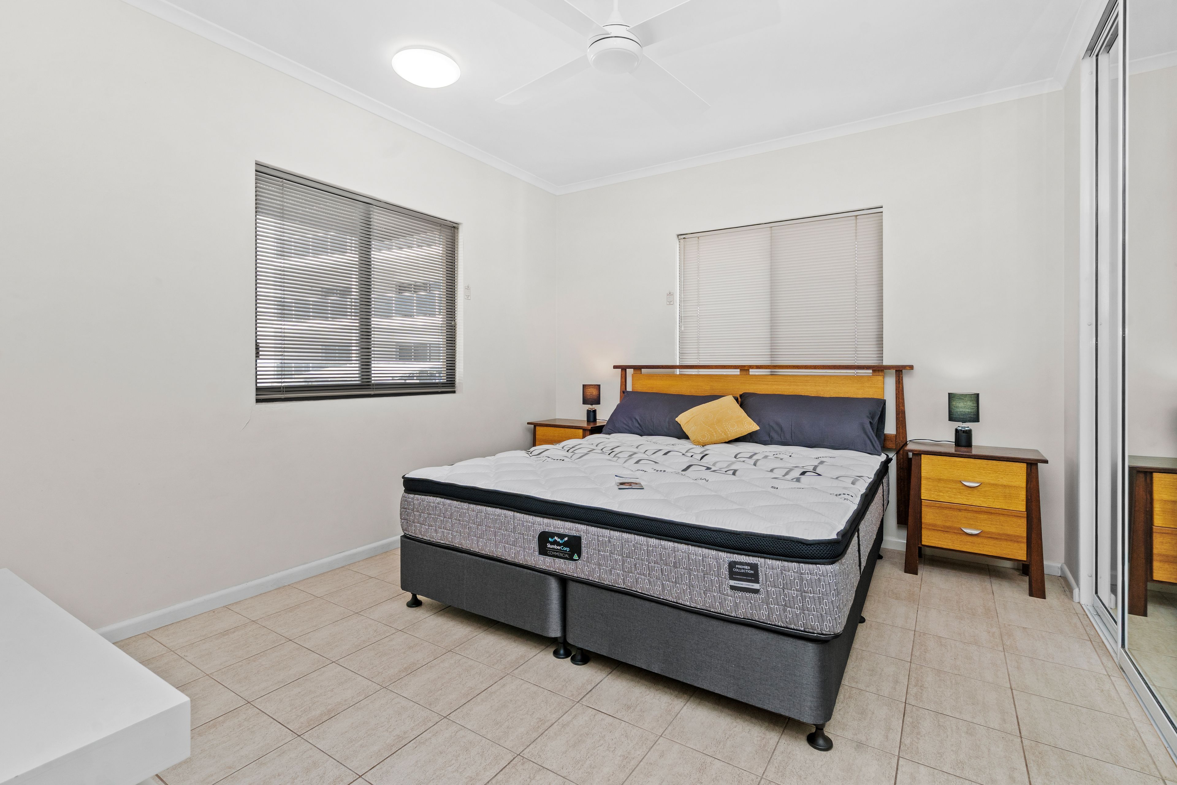 77/9 Carey Street — photo 12 of 19