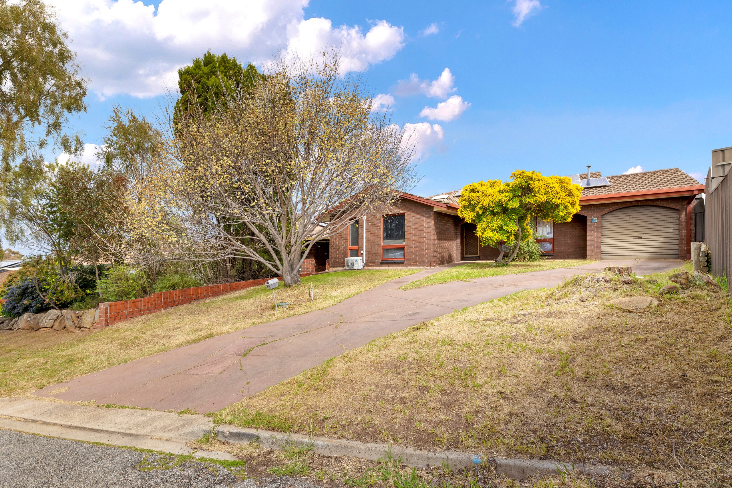 32 Eaglehawk Road, Modbury Heights, SA 5092