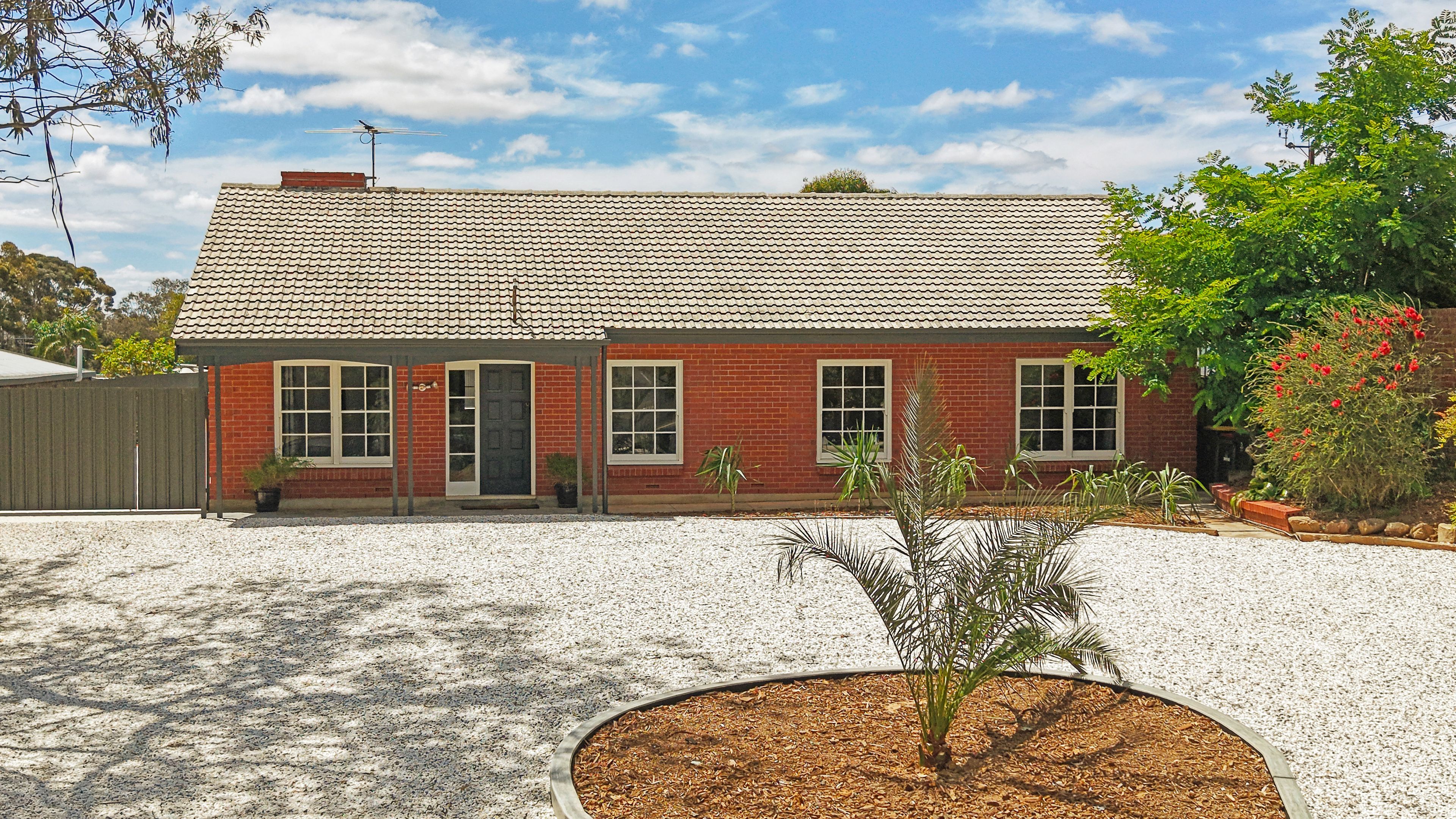 32 Calton Road, Gawler East, SA 5118