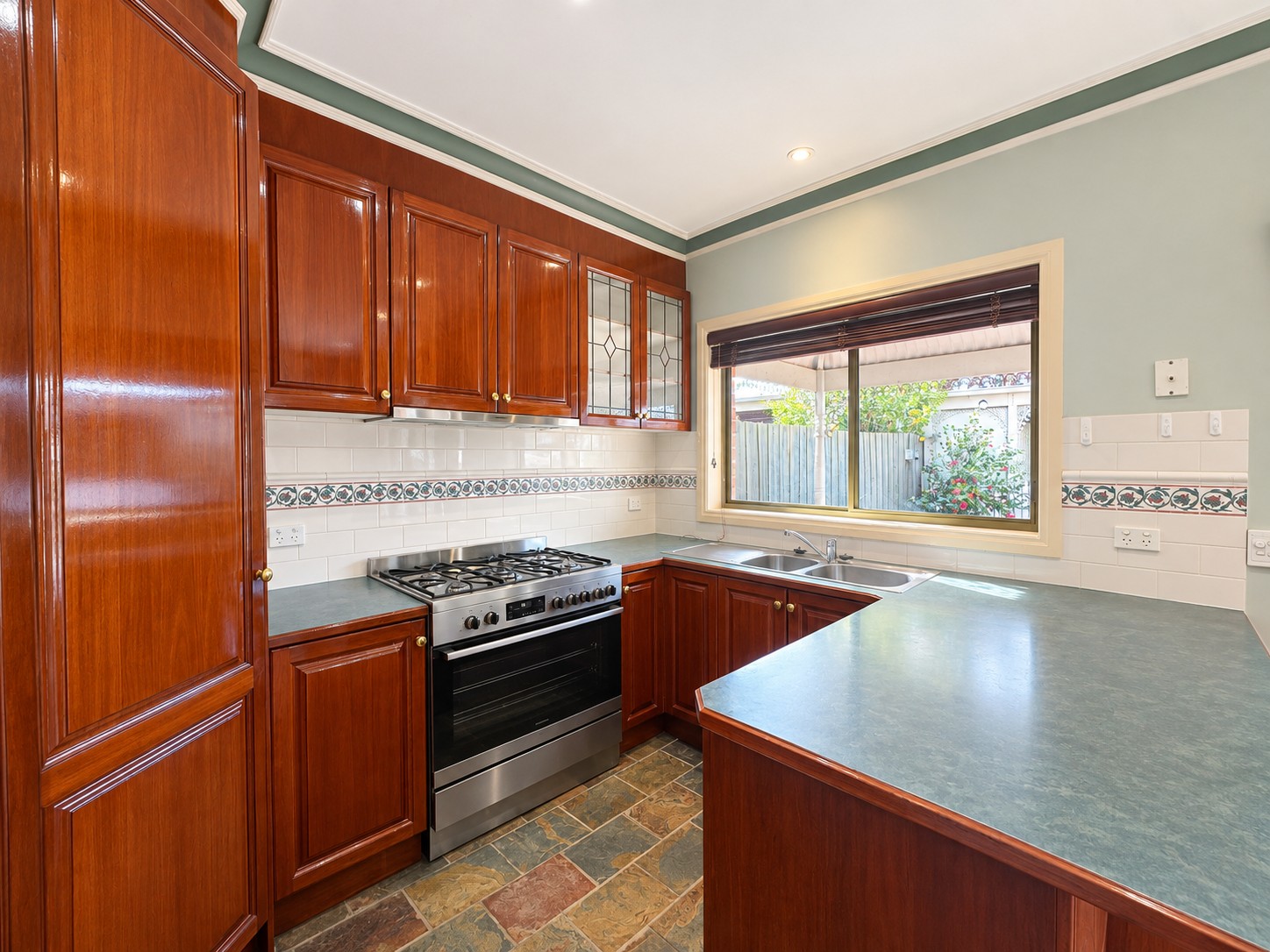 66 Stockdale Way, Mill Park, VIC 3082