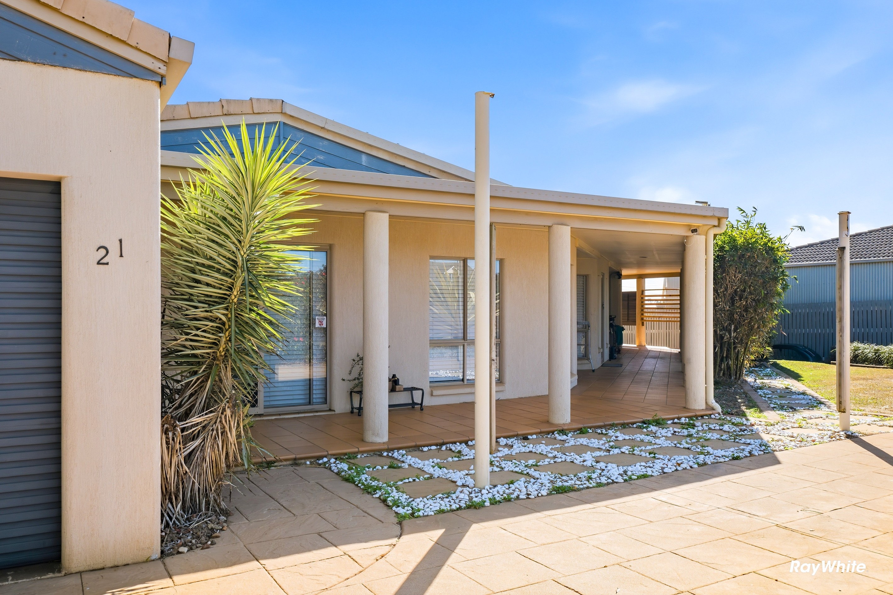21 Pinnacle Court, Avoca, QLD 4670