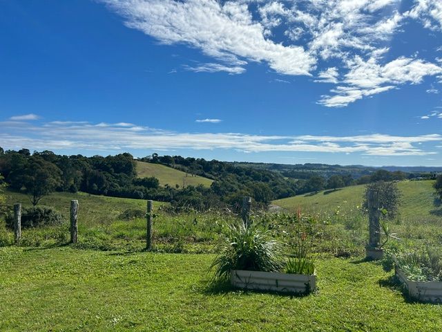 11 North Maleny Road, Maleny, QLD 4552