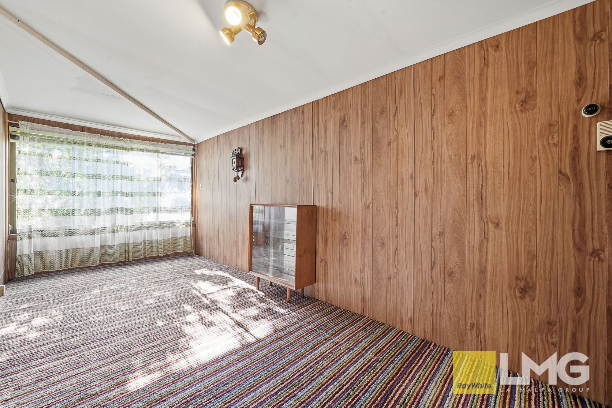 208 Harrow Road — photo 7 of 20