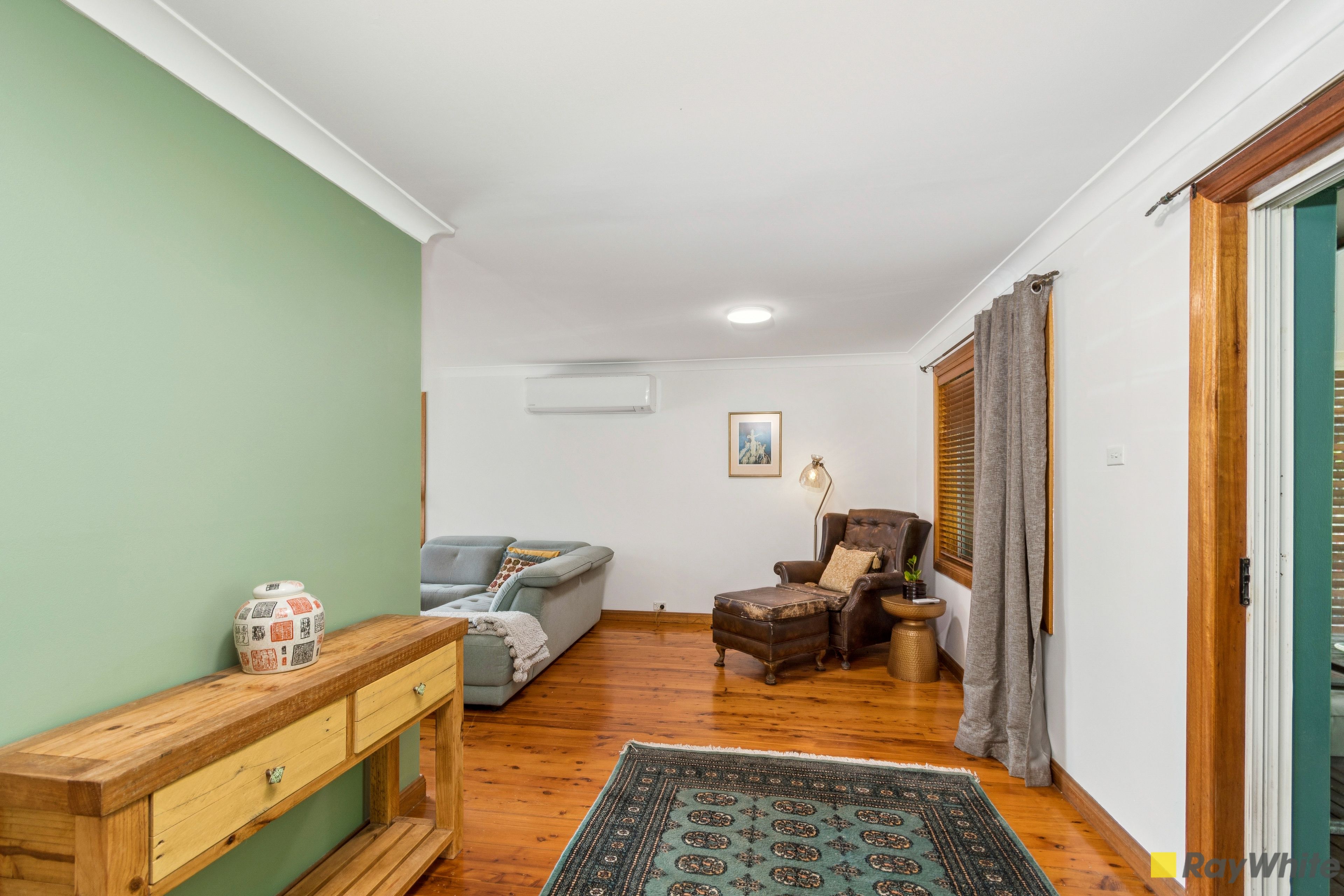 6 Nicholson Road — photo 4 of 12