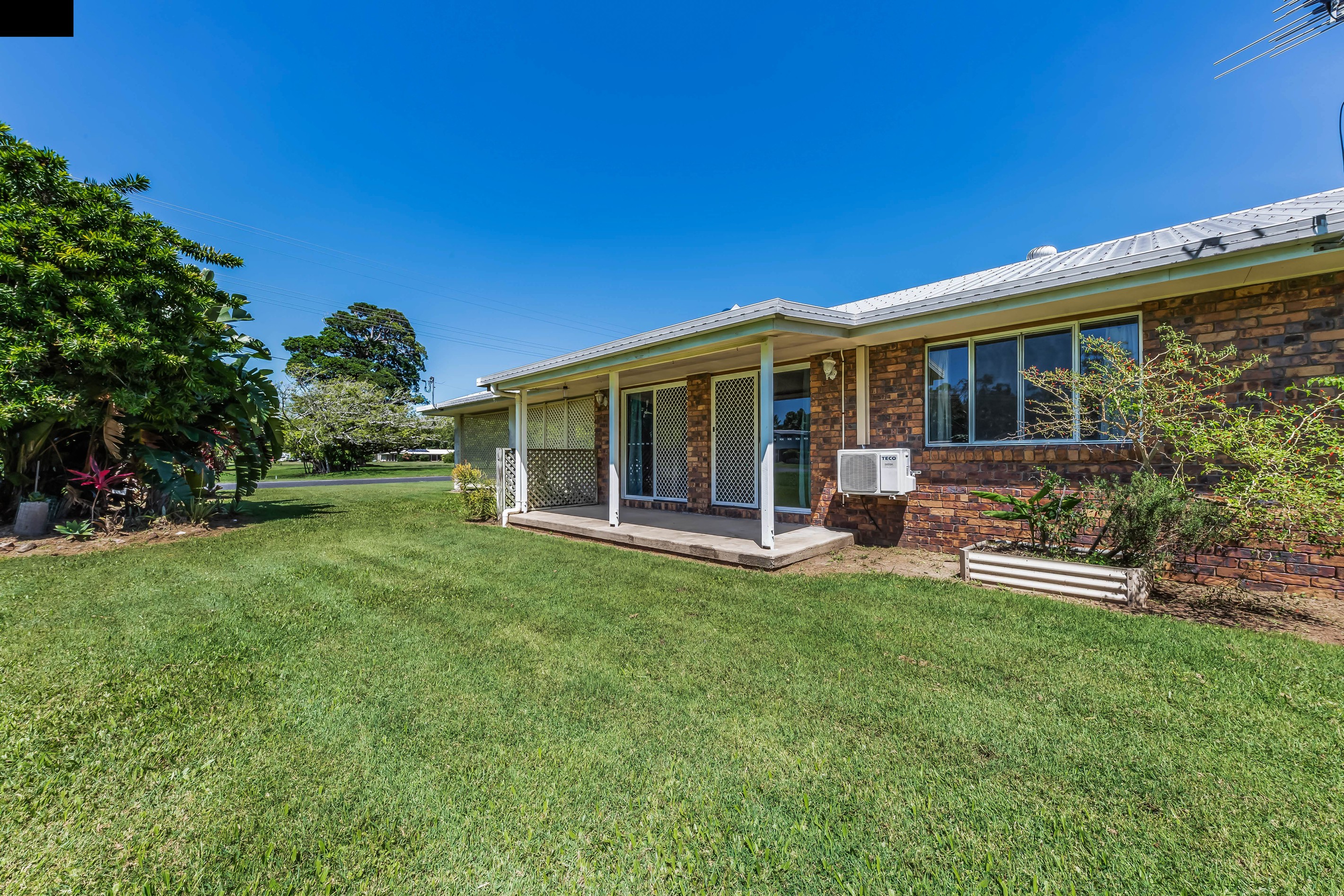 59 Bundesen Avenue, Midge Point, QLD 4799
