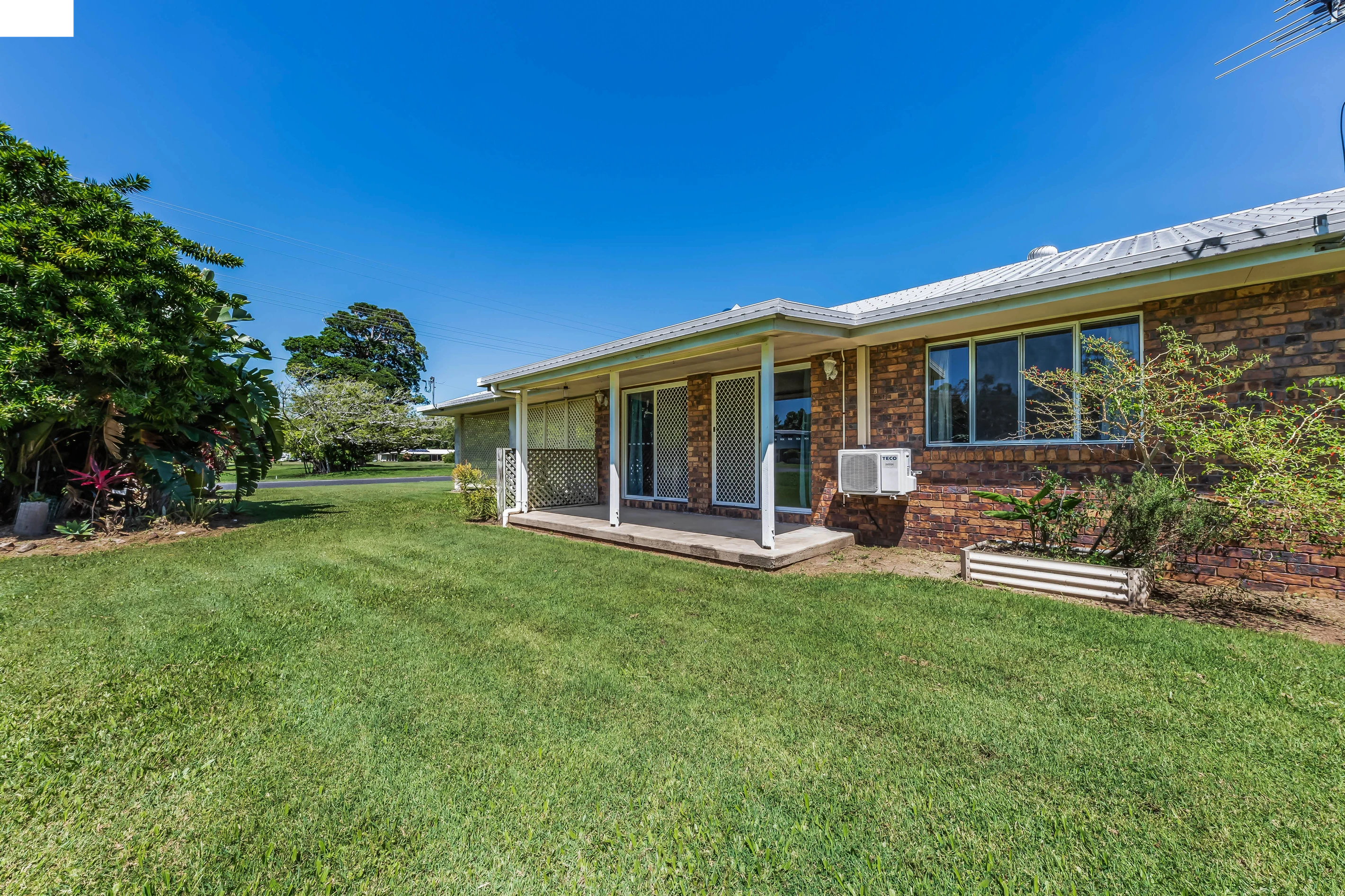 59 Bundesen Avenue, Midge Point, QLD 4799