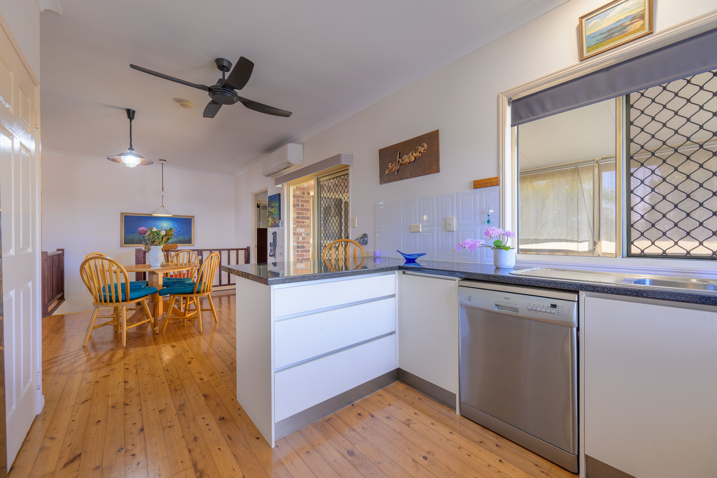 11 Linda Street — photo 7 of 30
