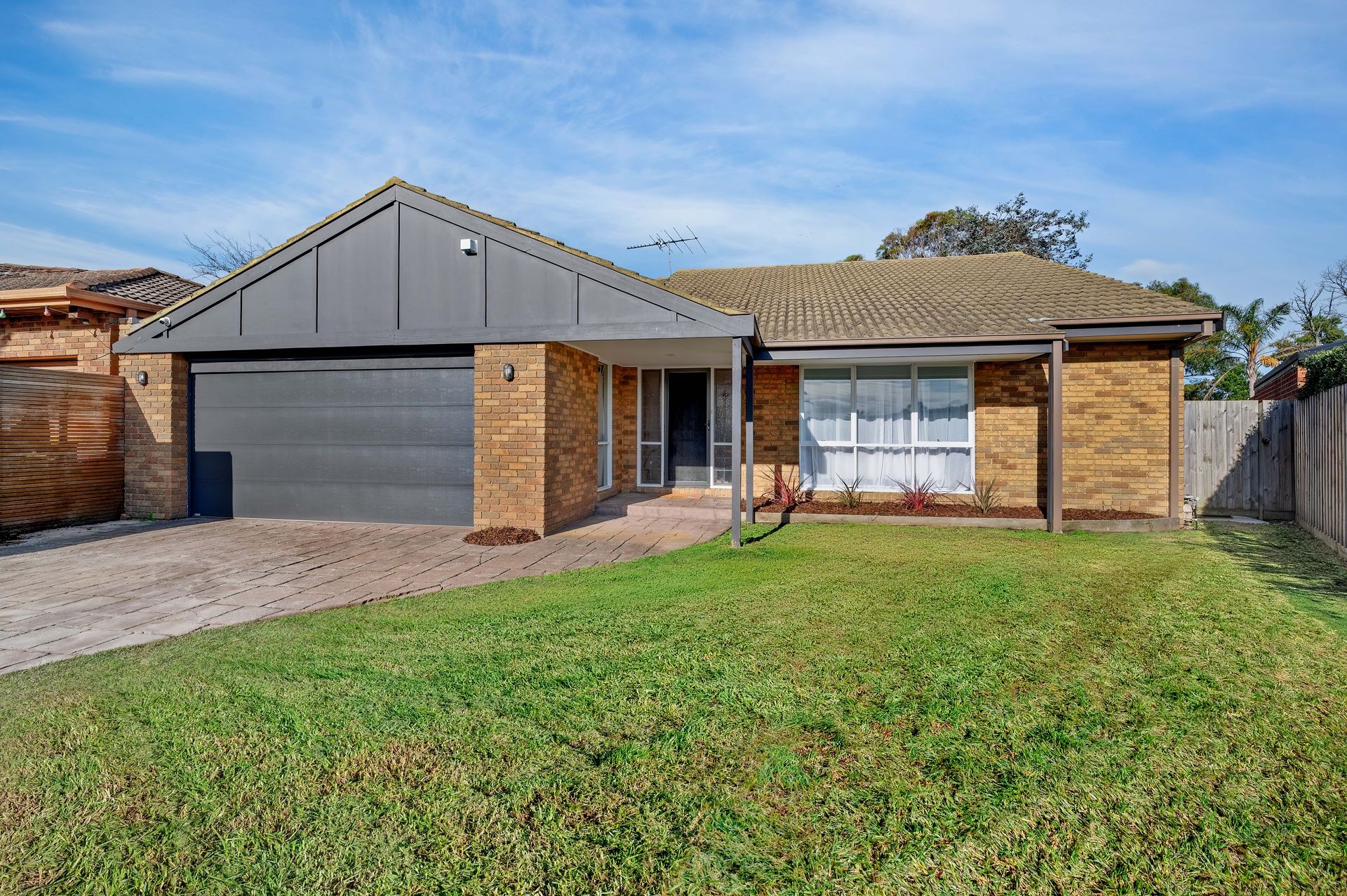26 Lakeside Court — photo 13 of 21
