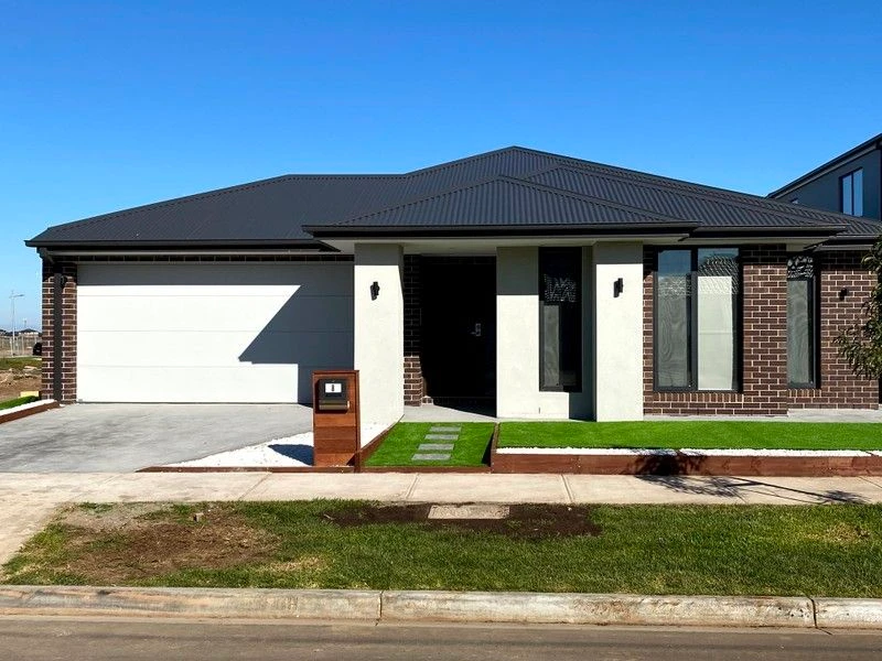 8 Finders Circuit, Truganina, VIC 3029