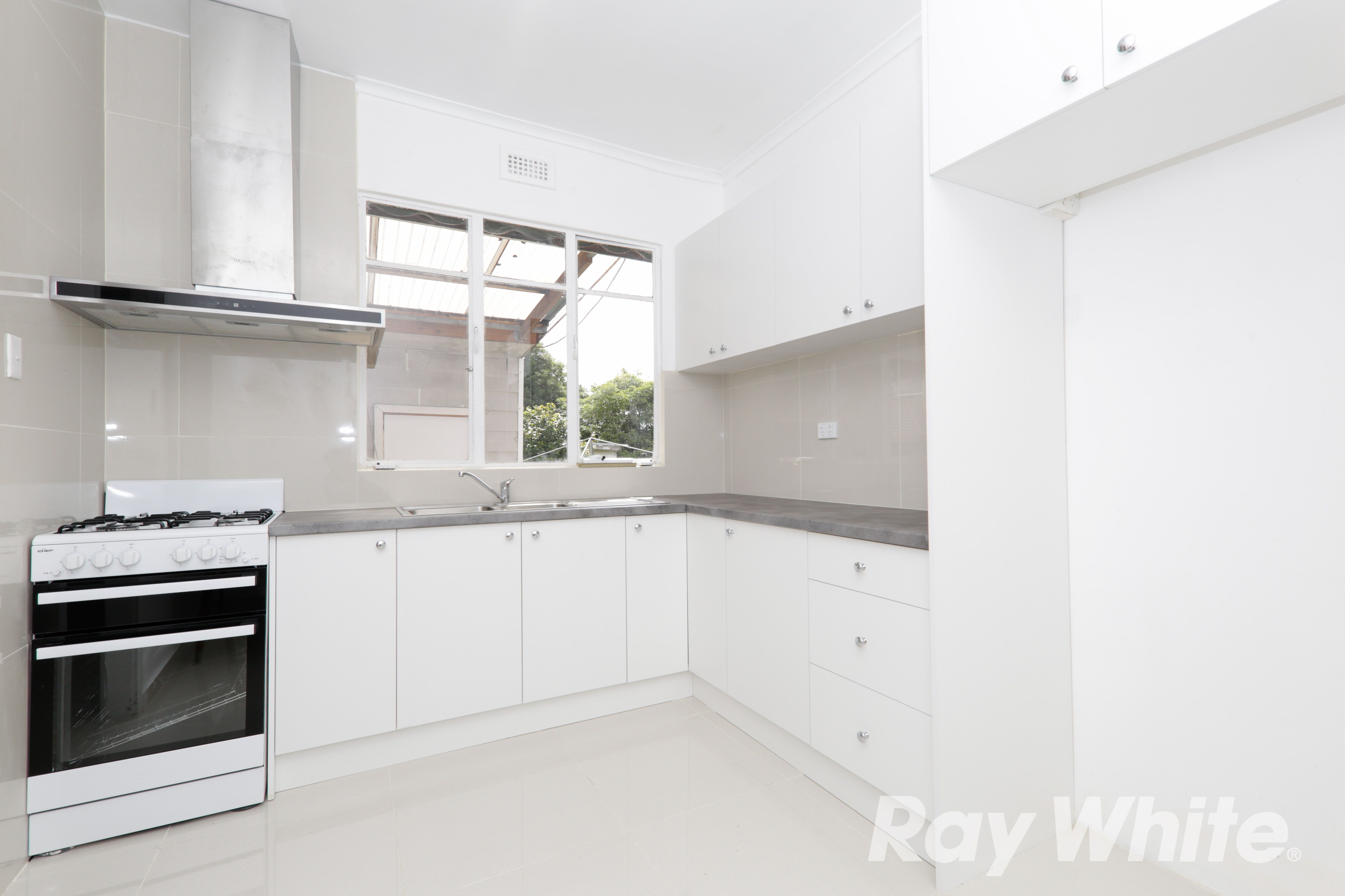 13 Collins Street, Chadstone, VIC 3148