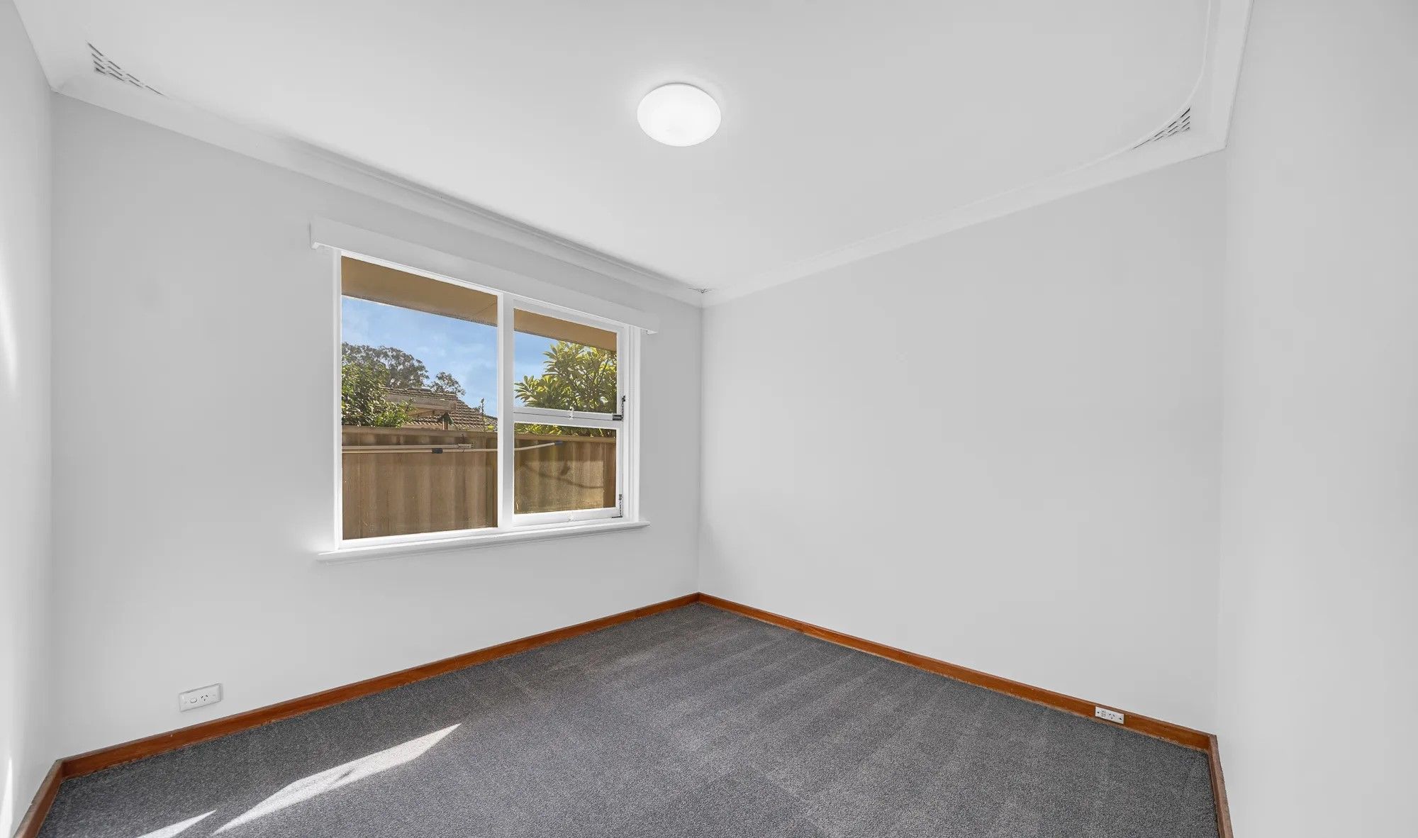25 Jakobsons Way — photo 4 of 10