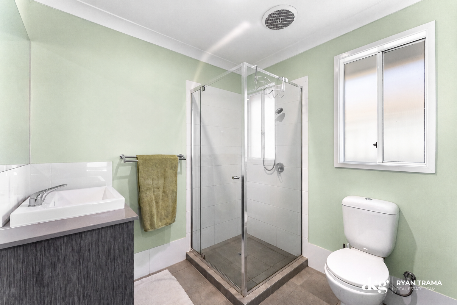 15 Skelbrook Road — photo 14 of 28