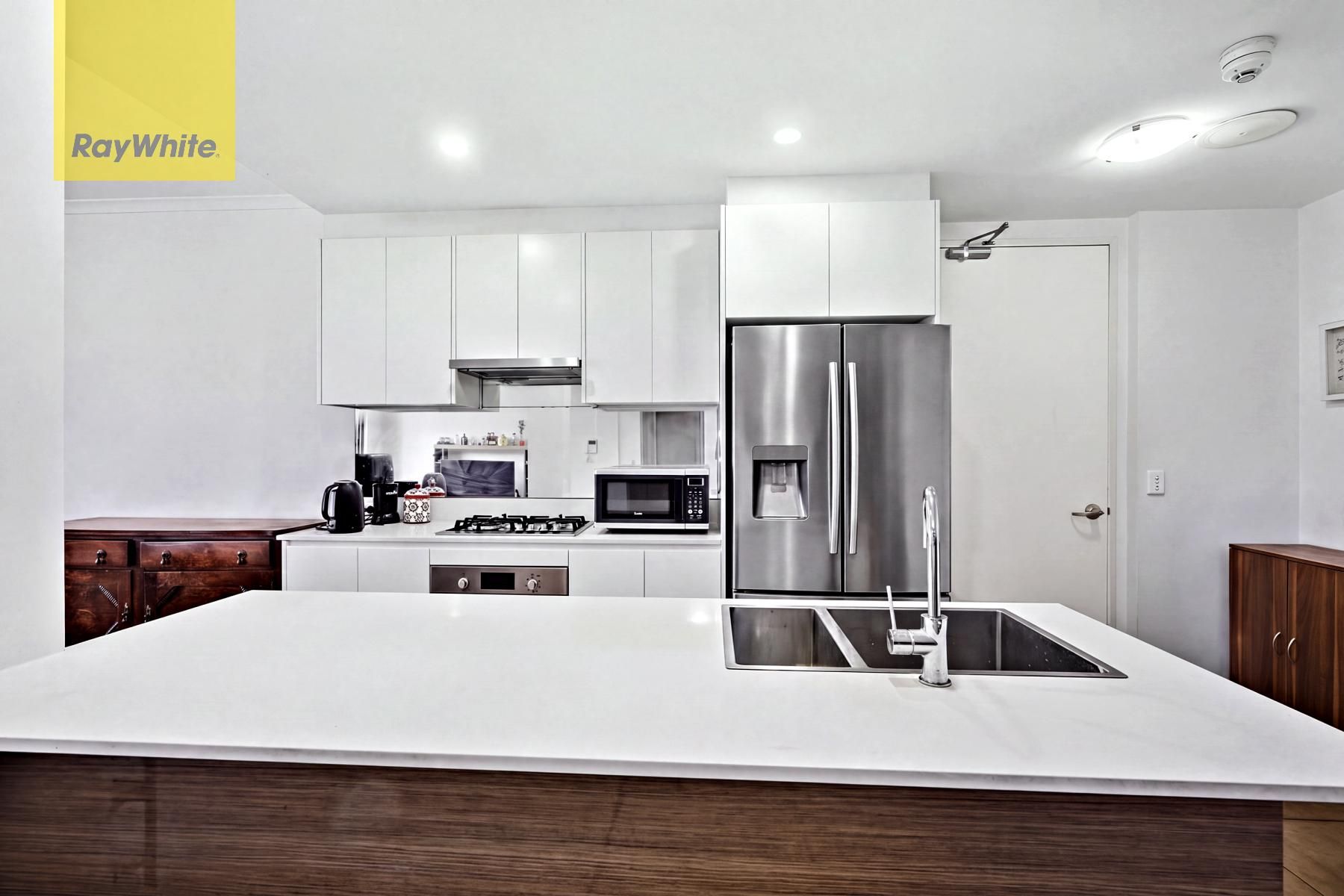 307/5B Hampden Road — photo 3 of 8