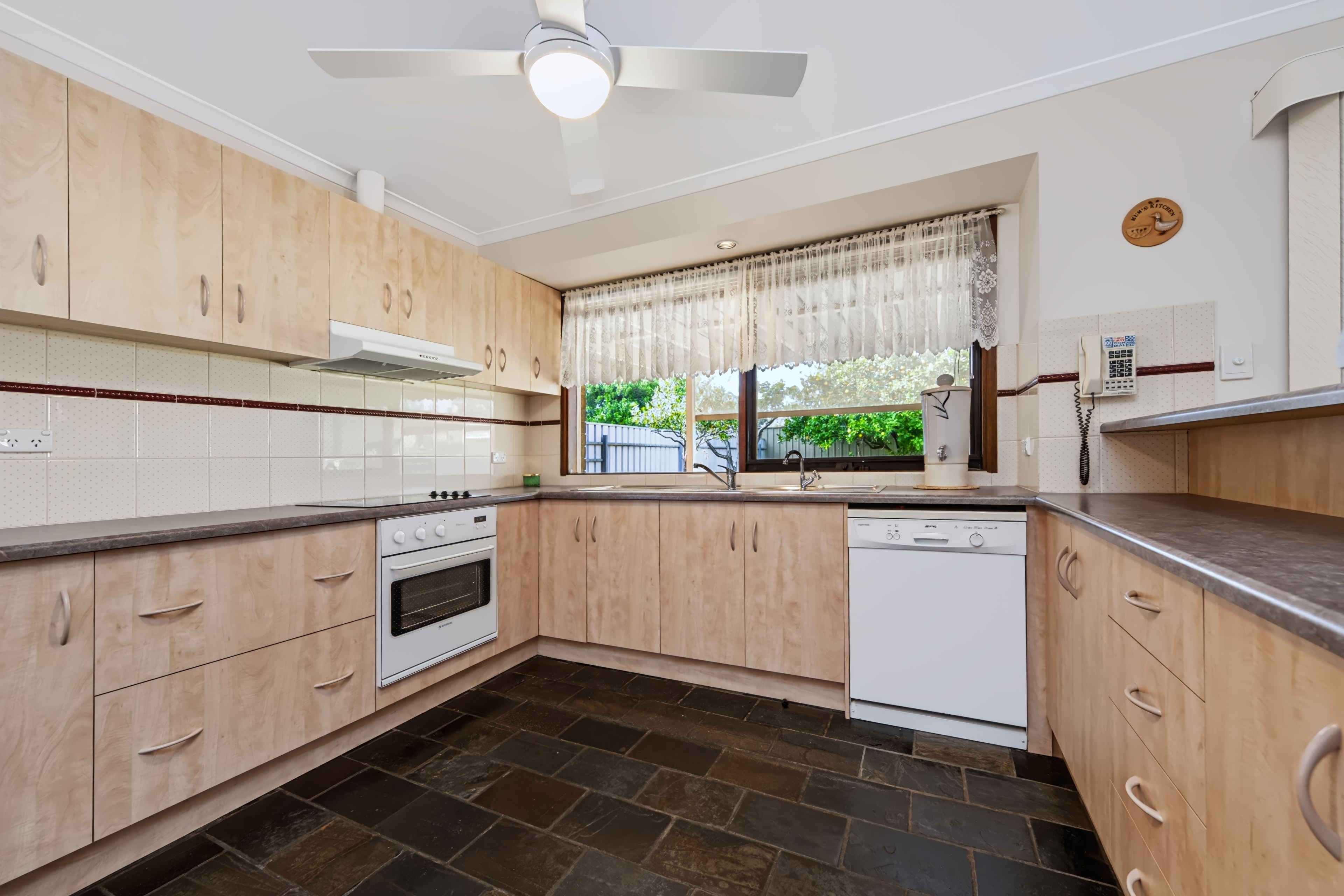 5 Chardonnay Court — photo 10 of 30