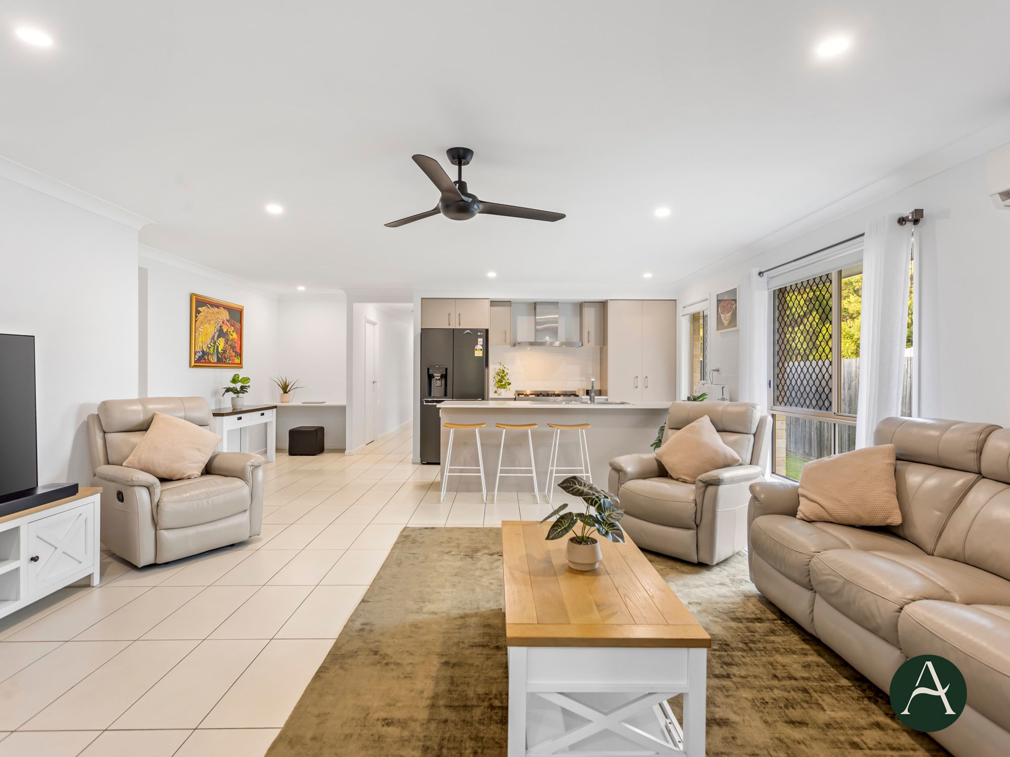 15 Sturt Street, Oxenford, QLD 4210