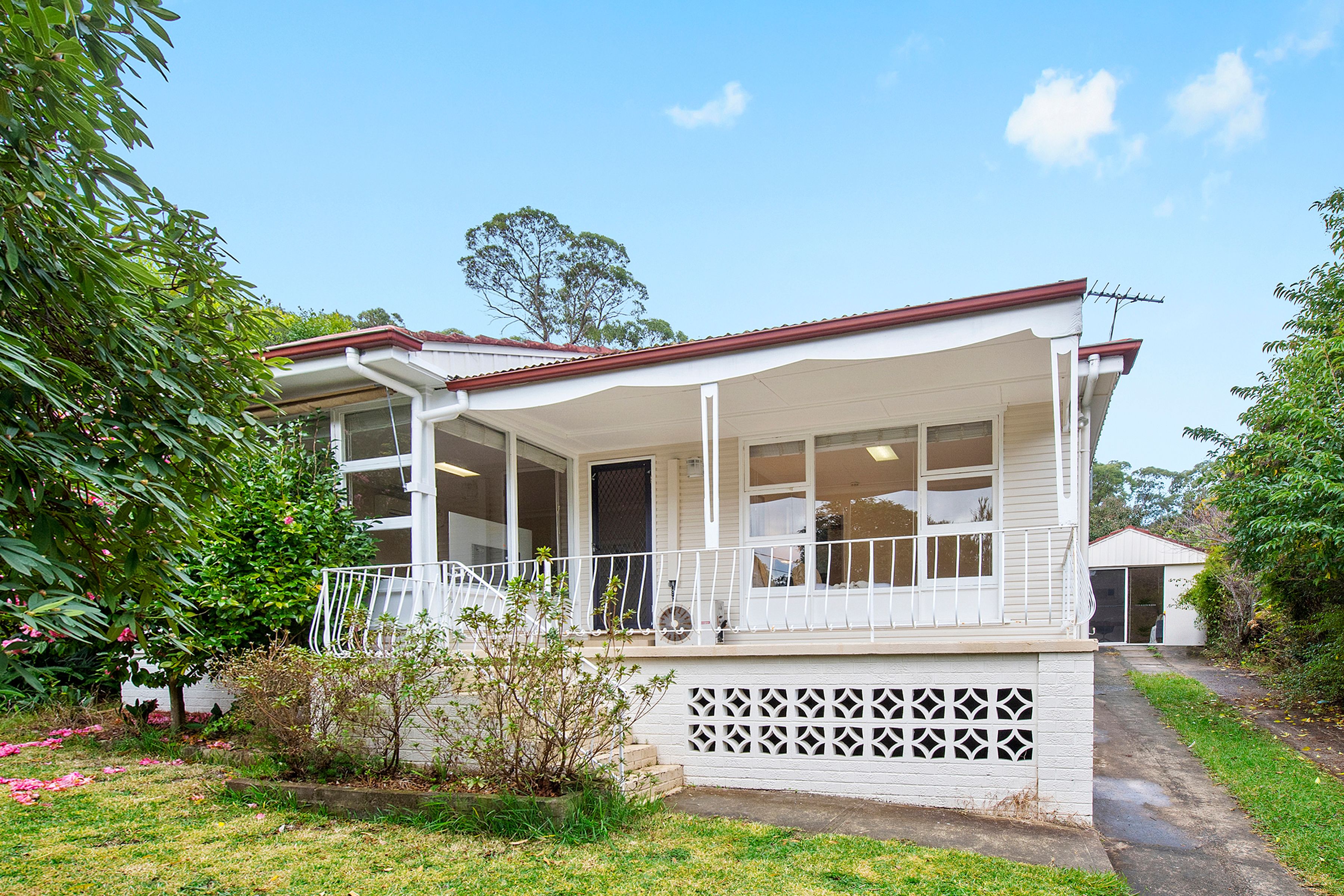 12 Yaralla Crescent, Thornleigh NSW 2120