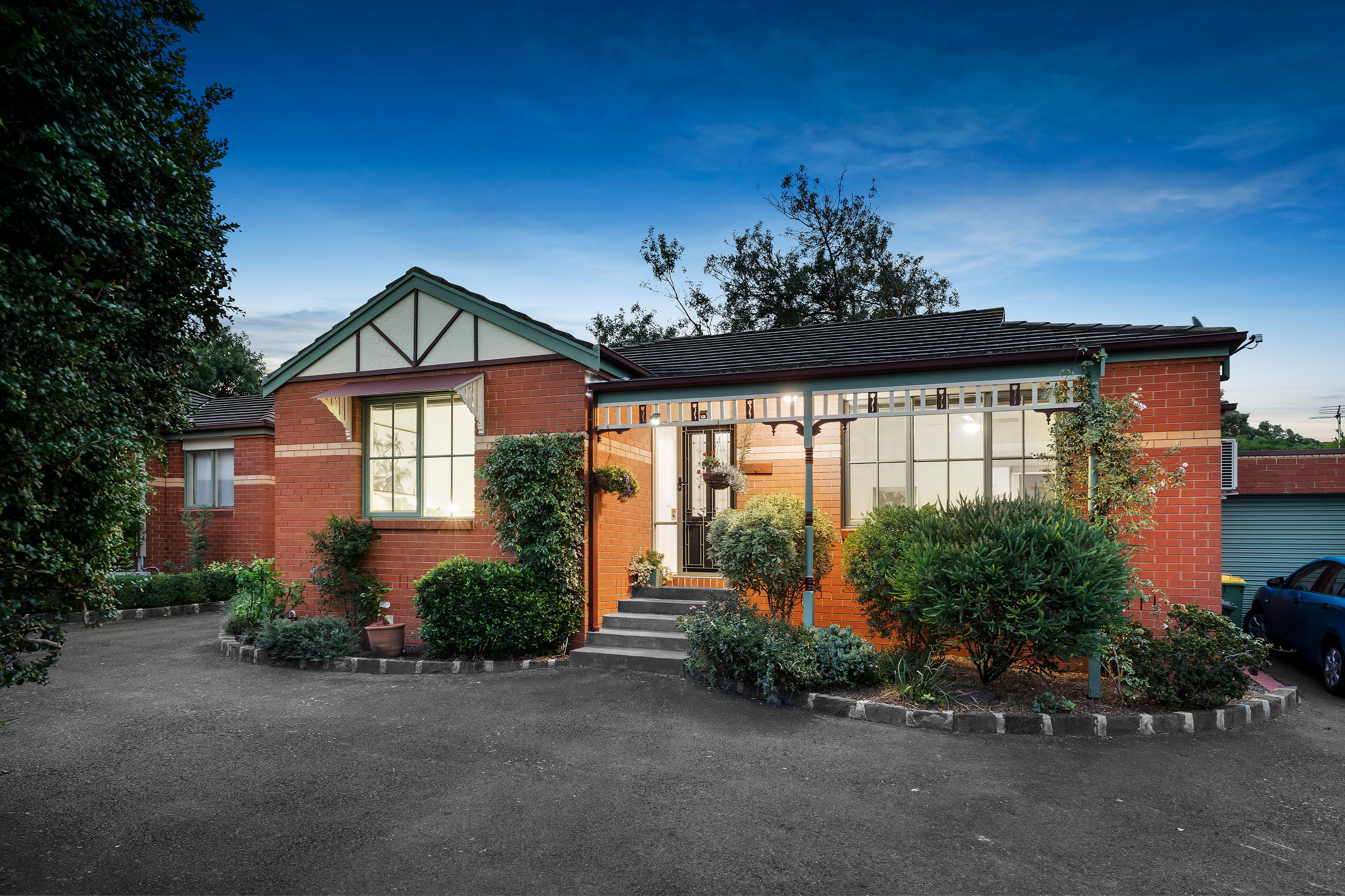 111 Martins Lane, Viewbank VIC 3084