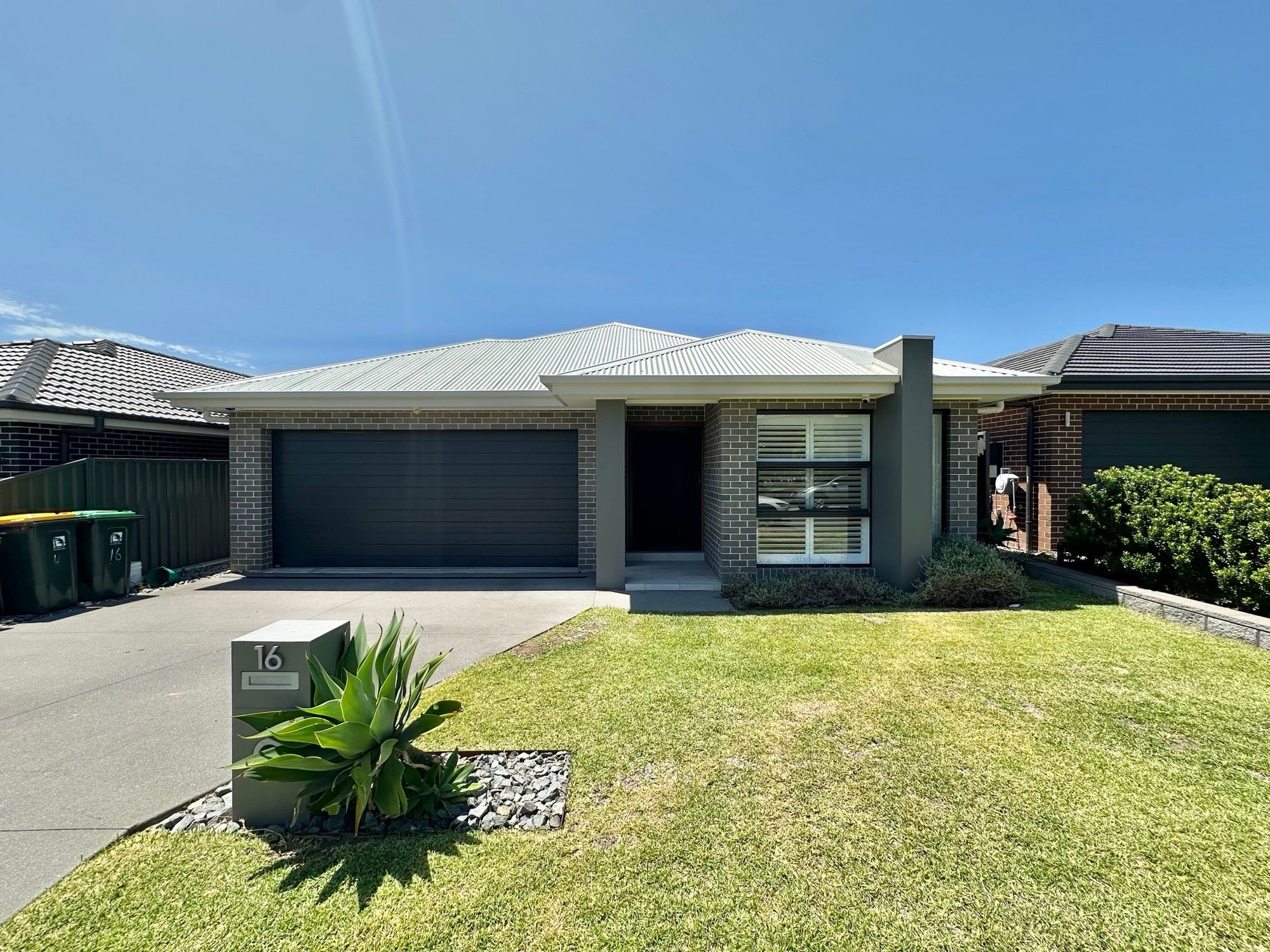16 Gray Street — photo from Ray White Macarthur Group