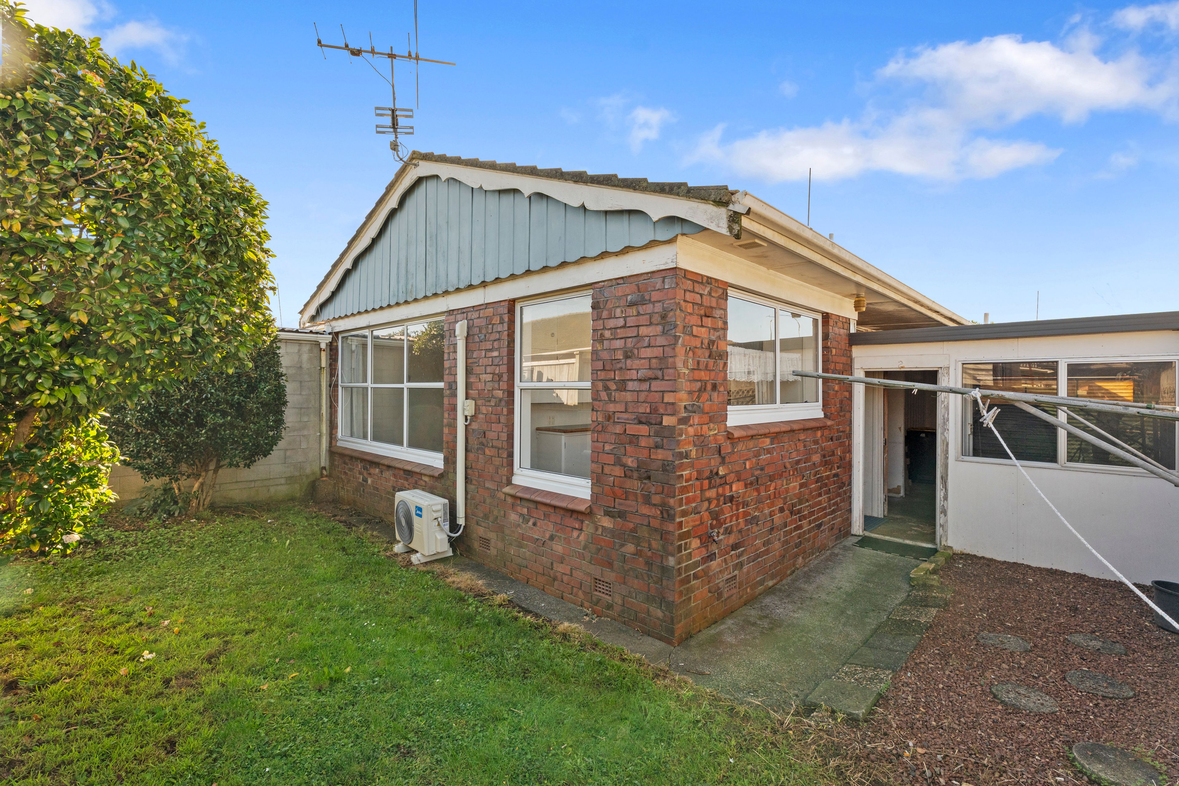 2/150 St George Street, Papatoetoe, Manukau City