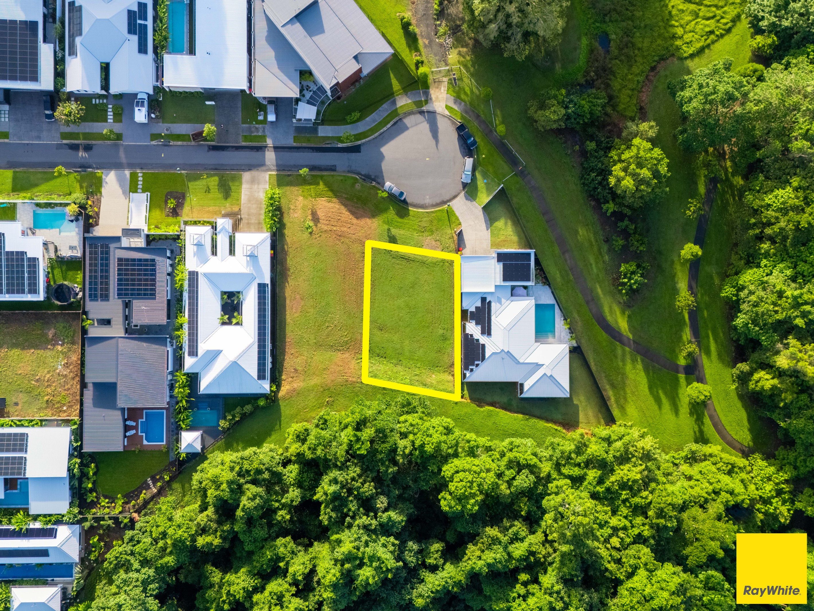 14 Beachside Close, Palm Cove, QLD 4879