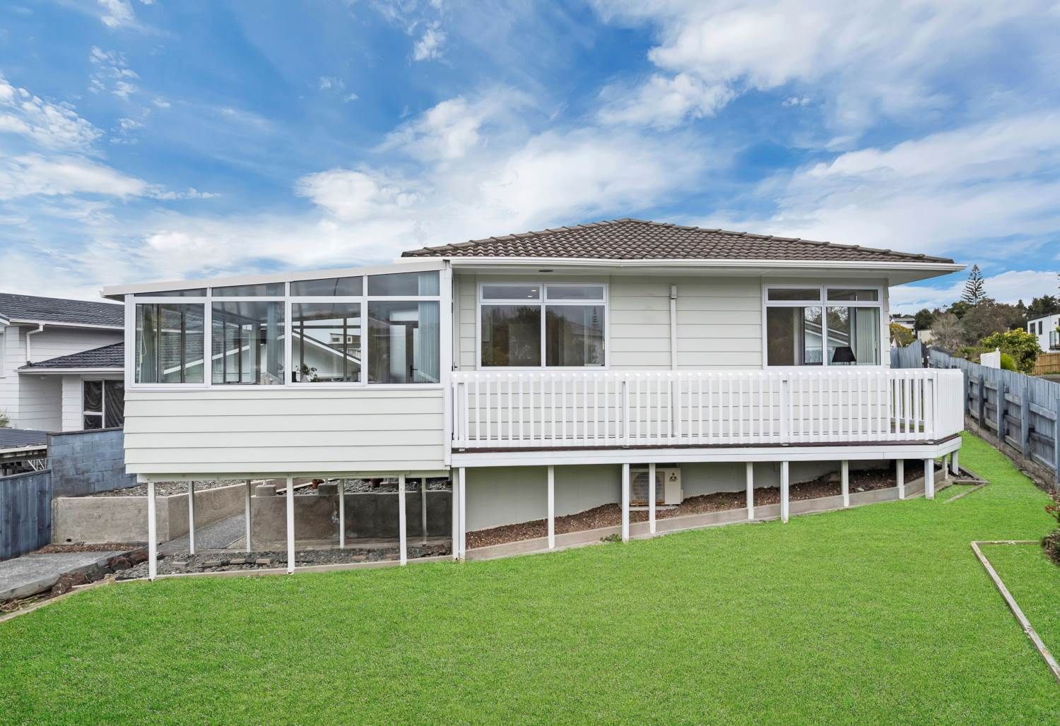 99 Sycamore Drive, Sunnynook, North Shore City