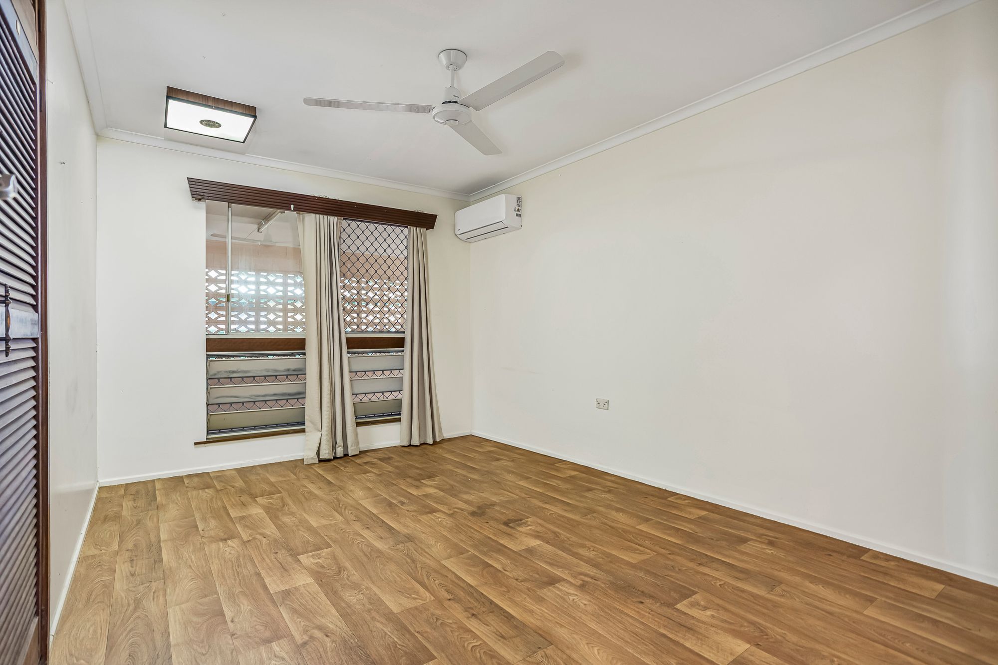 14 Sondrio Street — photo 14 of 24
