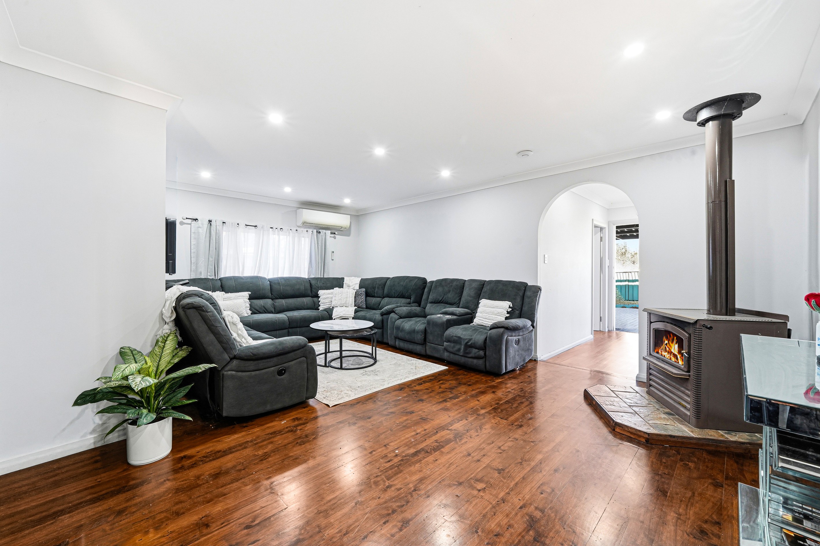 8 Resolution Avenue, Willmot, NSW 2770