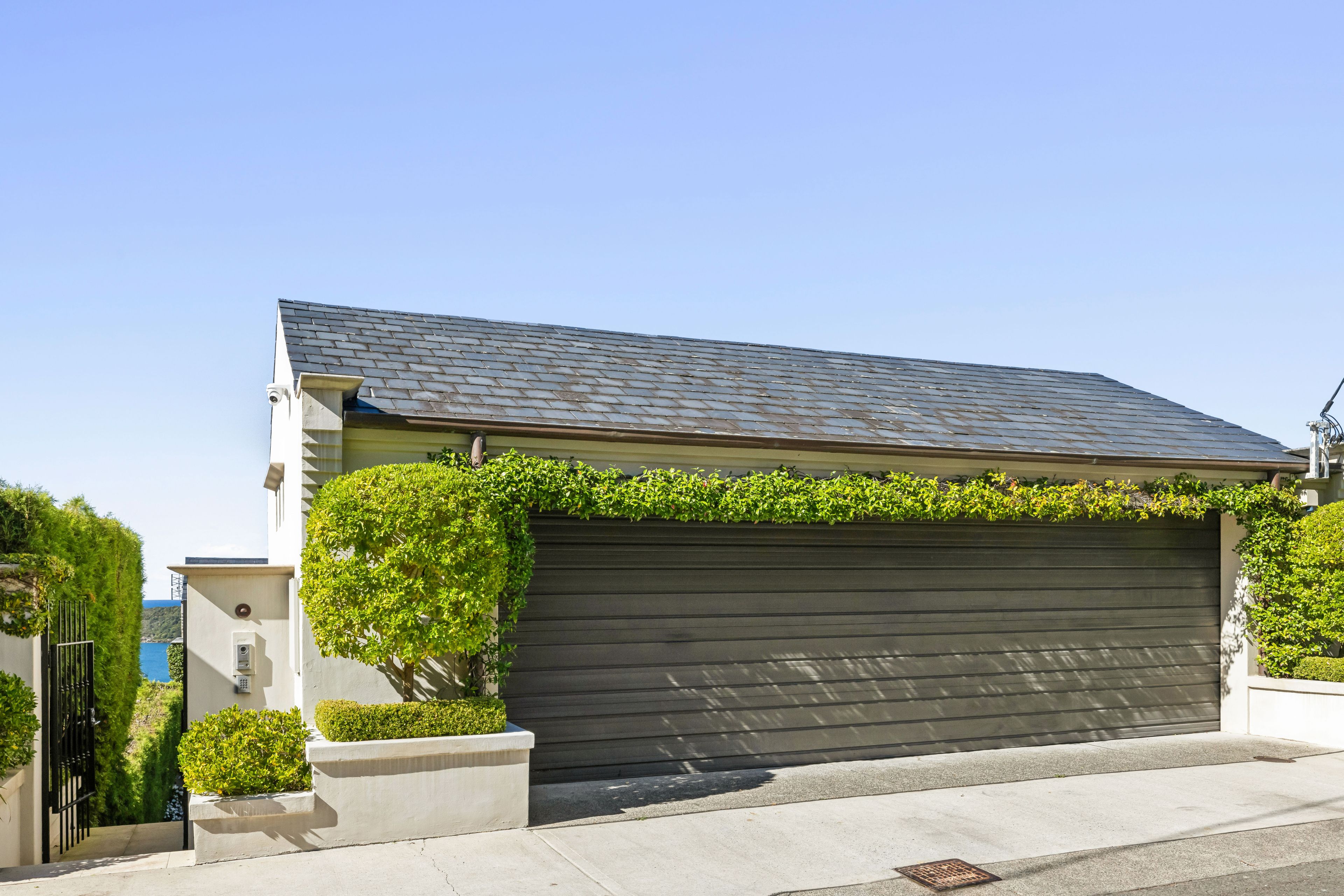 11 Stanley Avenue — photo 12 of 21