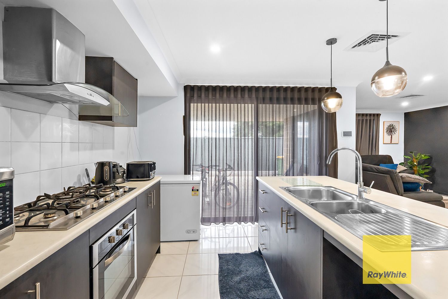 108 Balfour Street — photo 5 of 15
