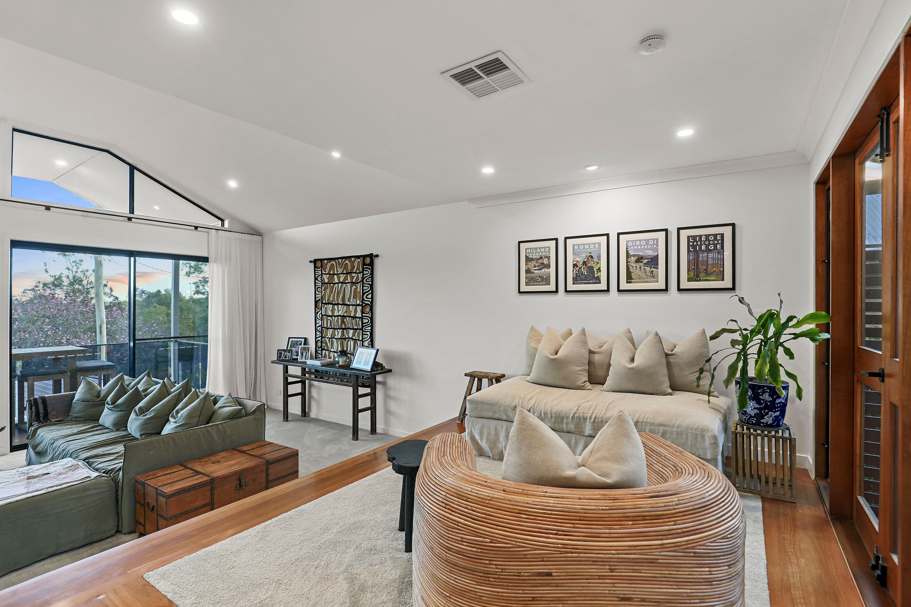 22 Huet Street — photo 11 of 30