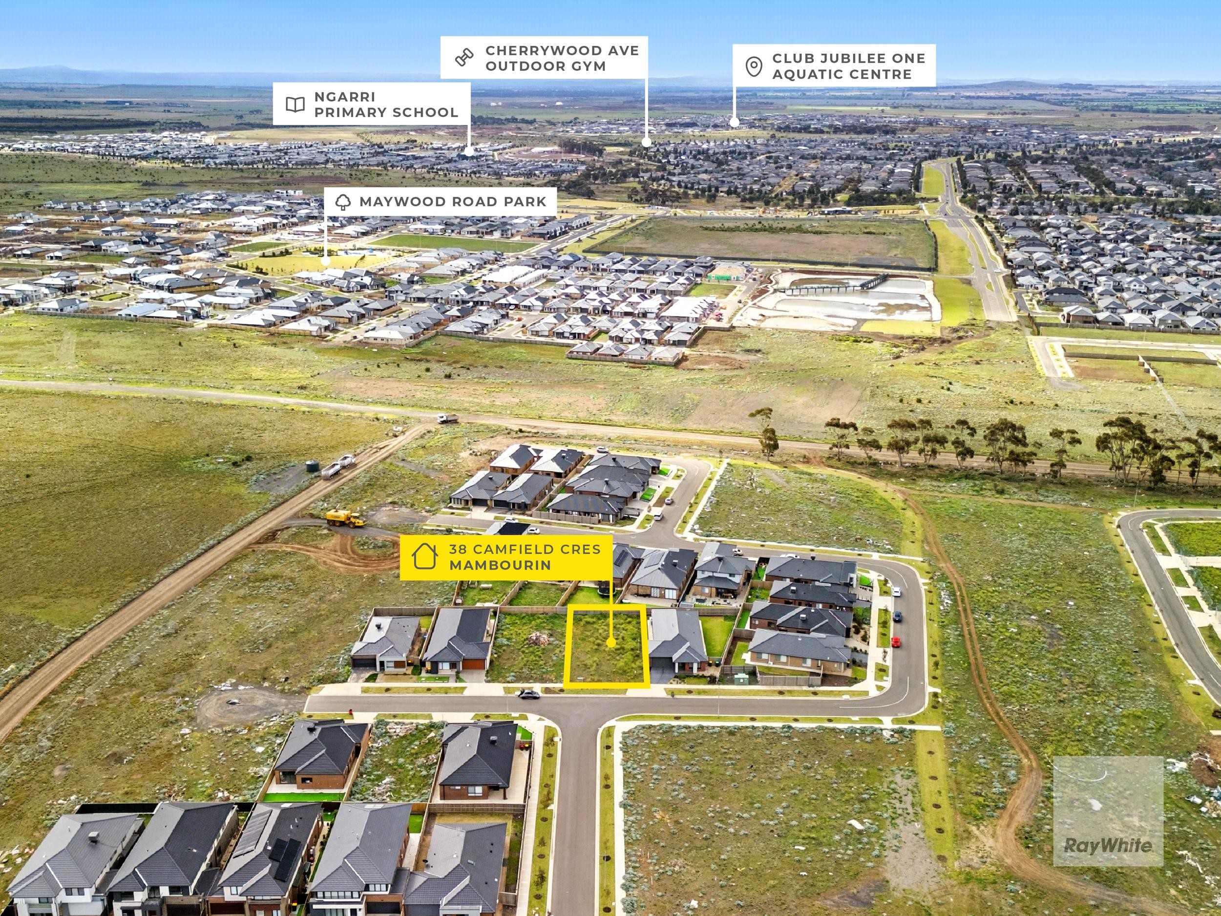 38 Camfield Crescent, Mambourin, VIC 3024