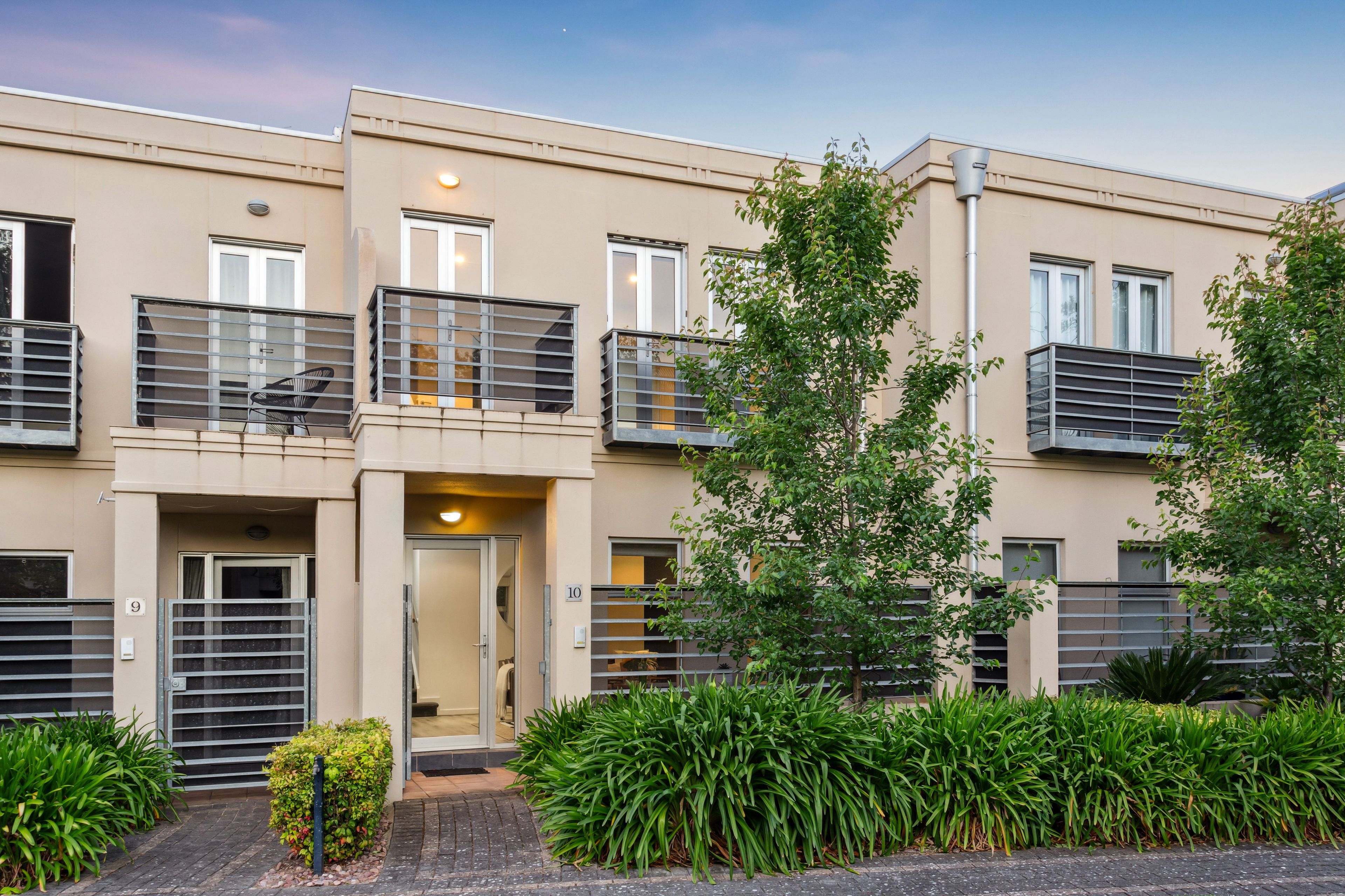 10 Lyons Parade, Forestville SA 5035