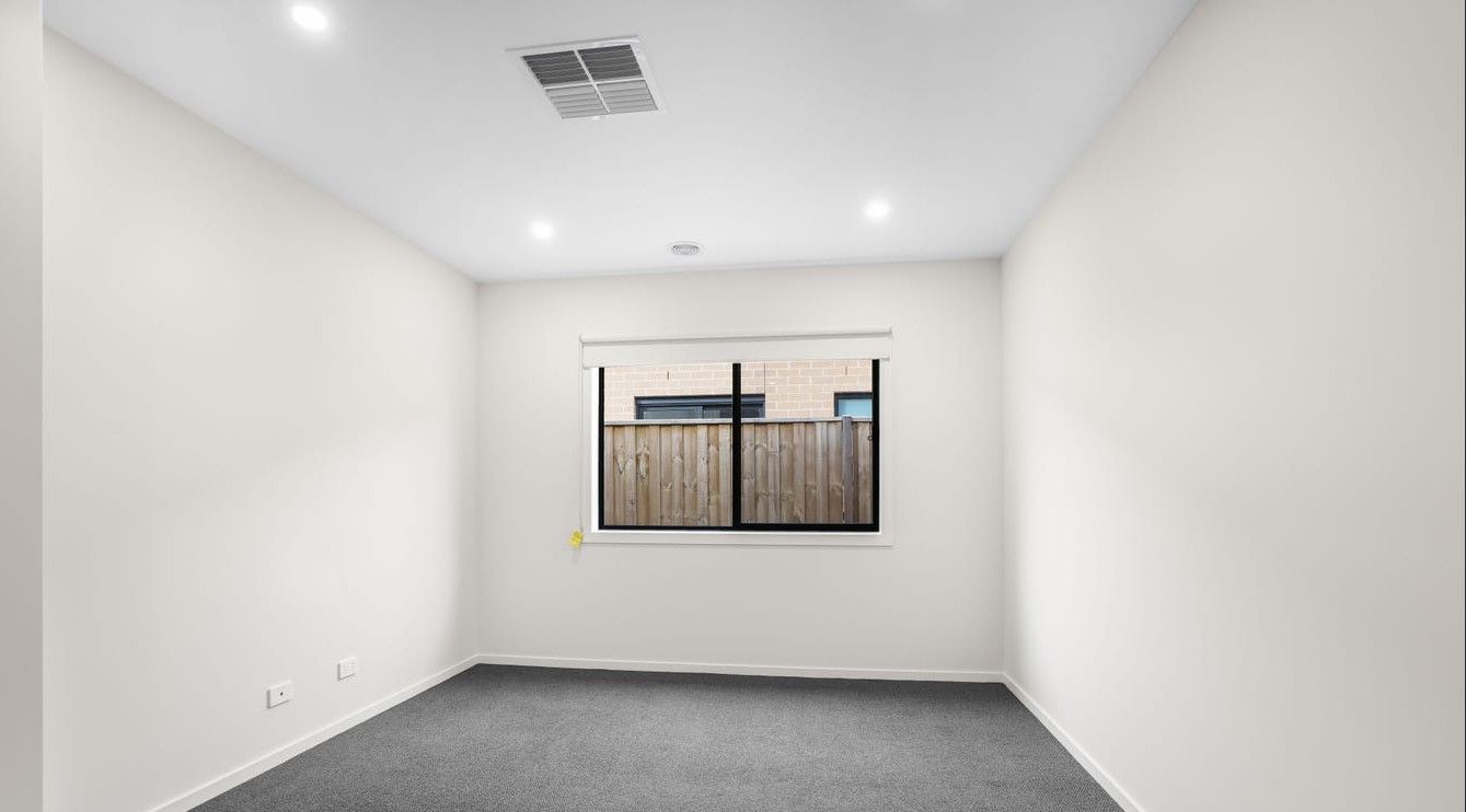 26 Luppino Street — photo 8 of 12