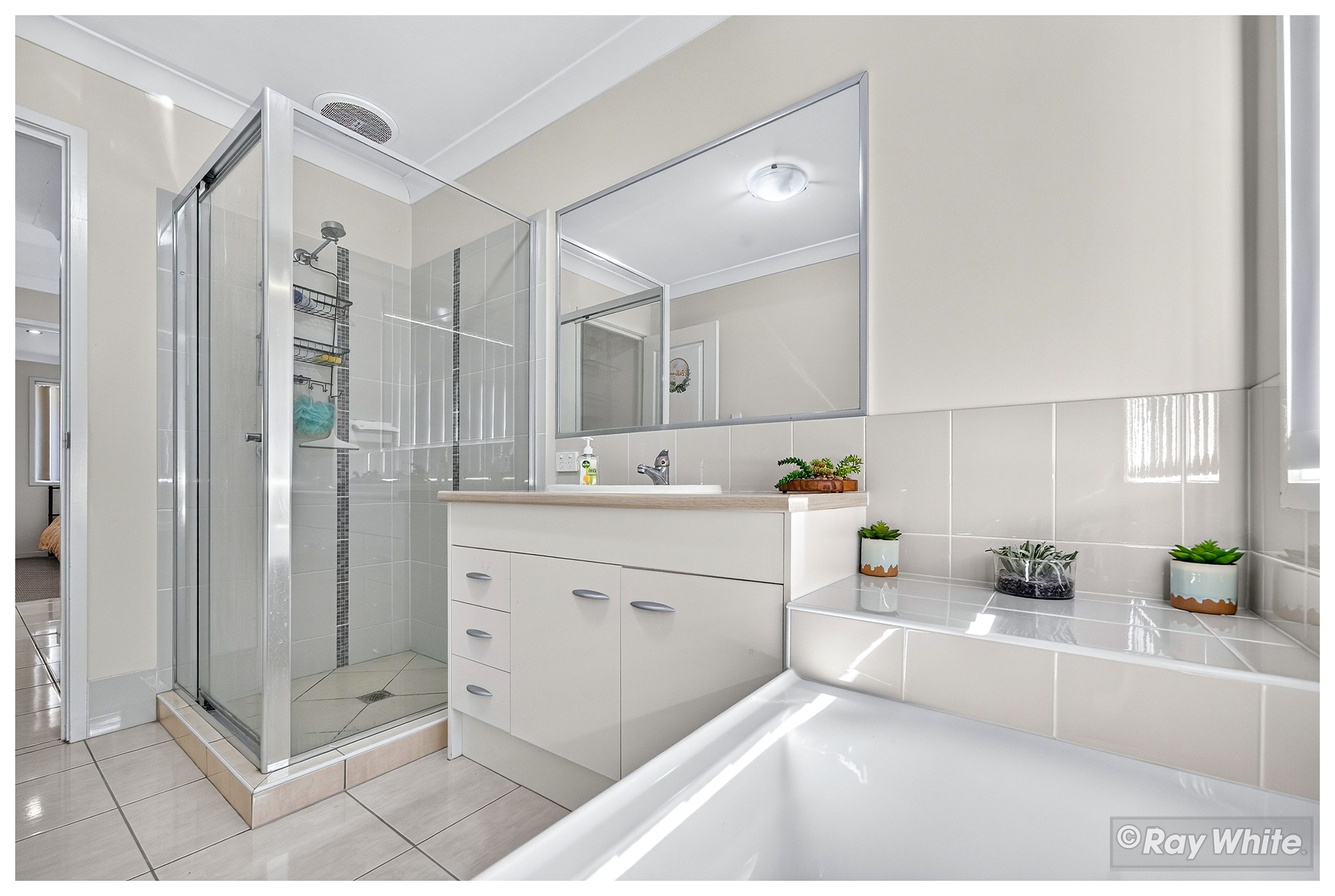 5 Leichhardt Drive — photo 18 of 24