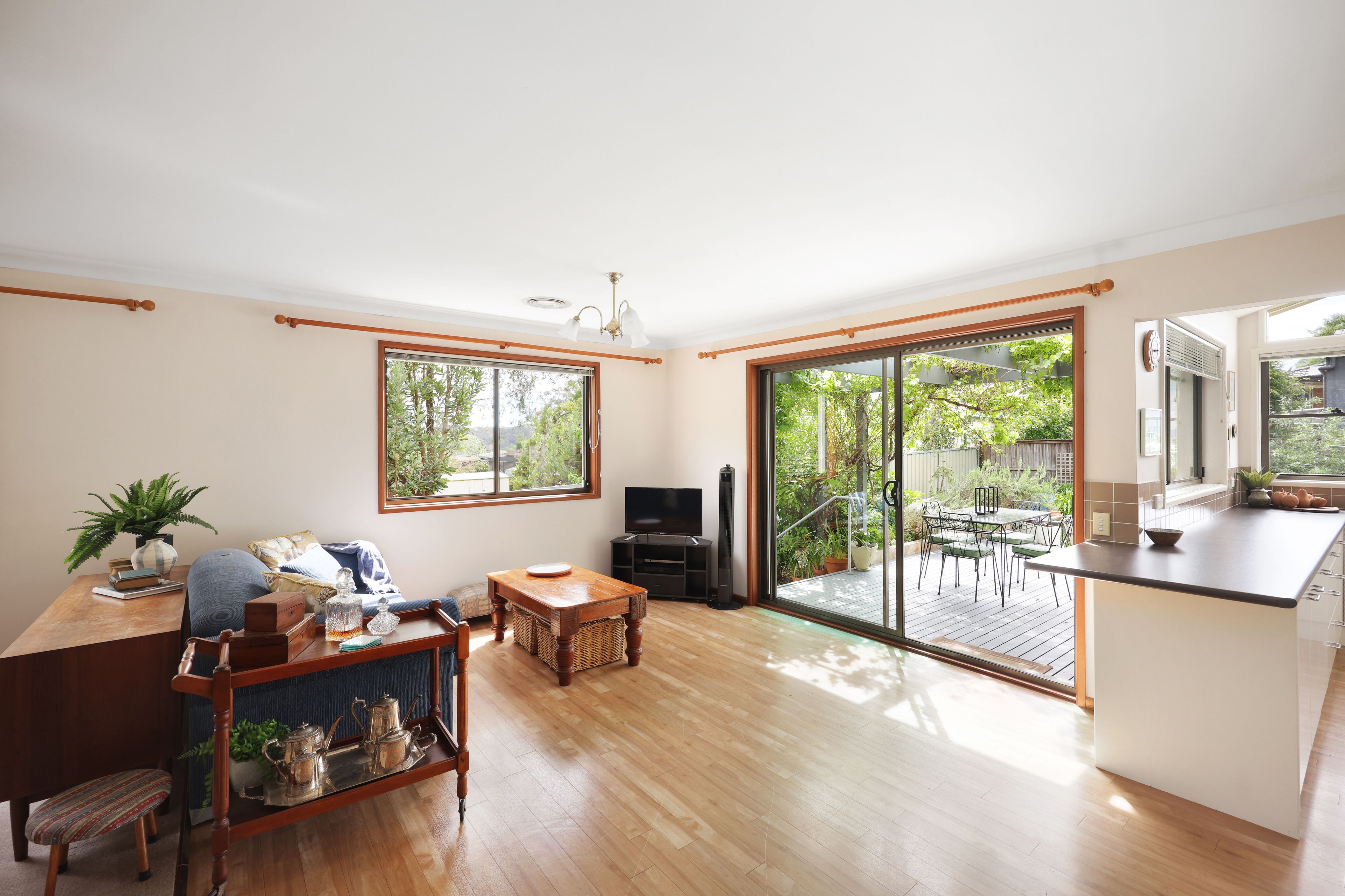 17 Elizabeth Street — photo 3 of 14