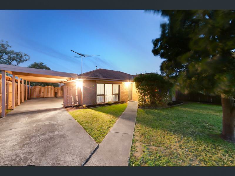 8 Katjusha Court, Pakenham, VIC 3810