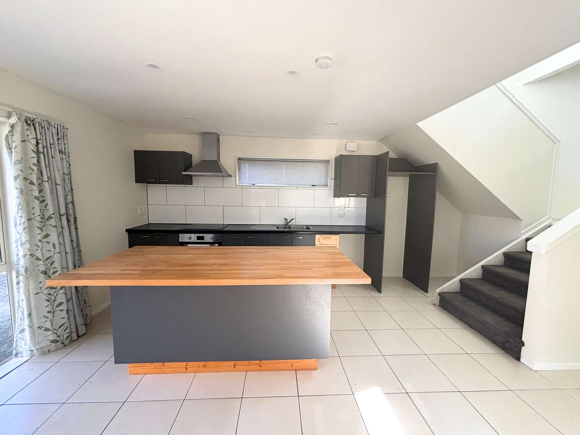 18 Stokes Avenue photo 4