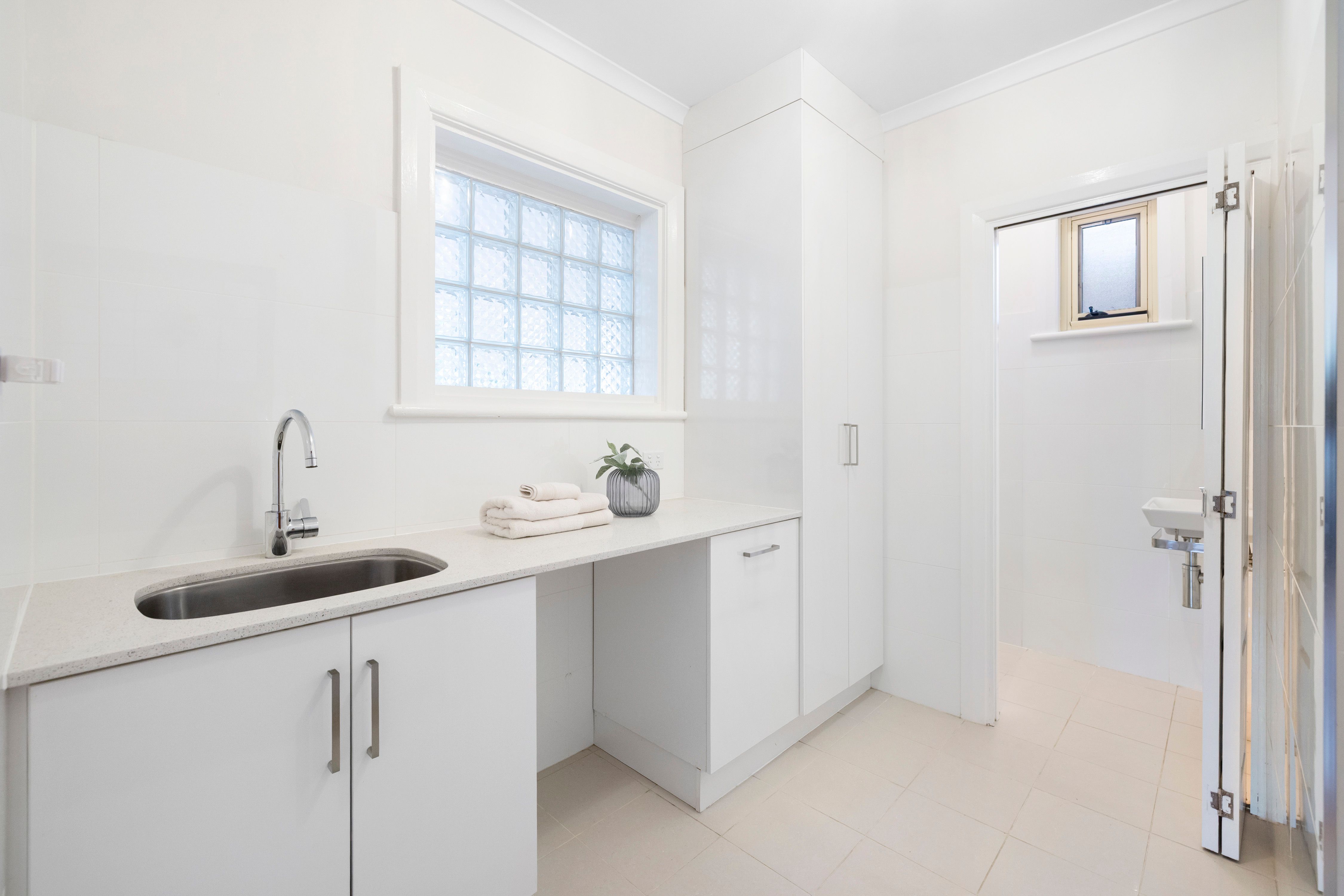 25 Struan Avenue — photo 14 of 22