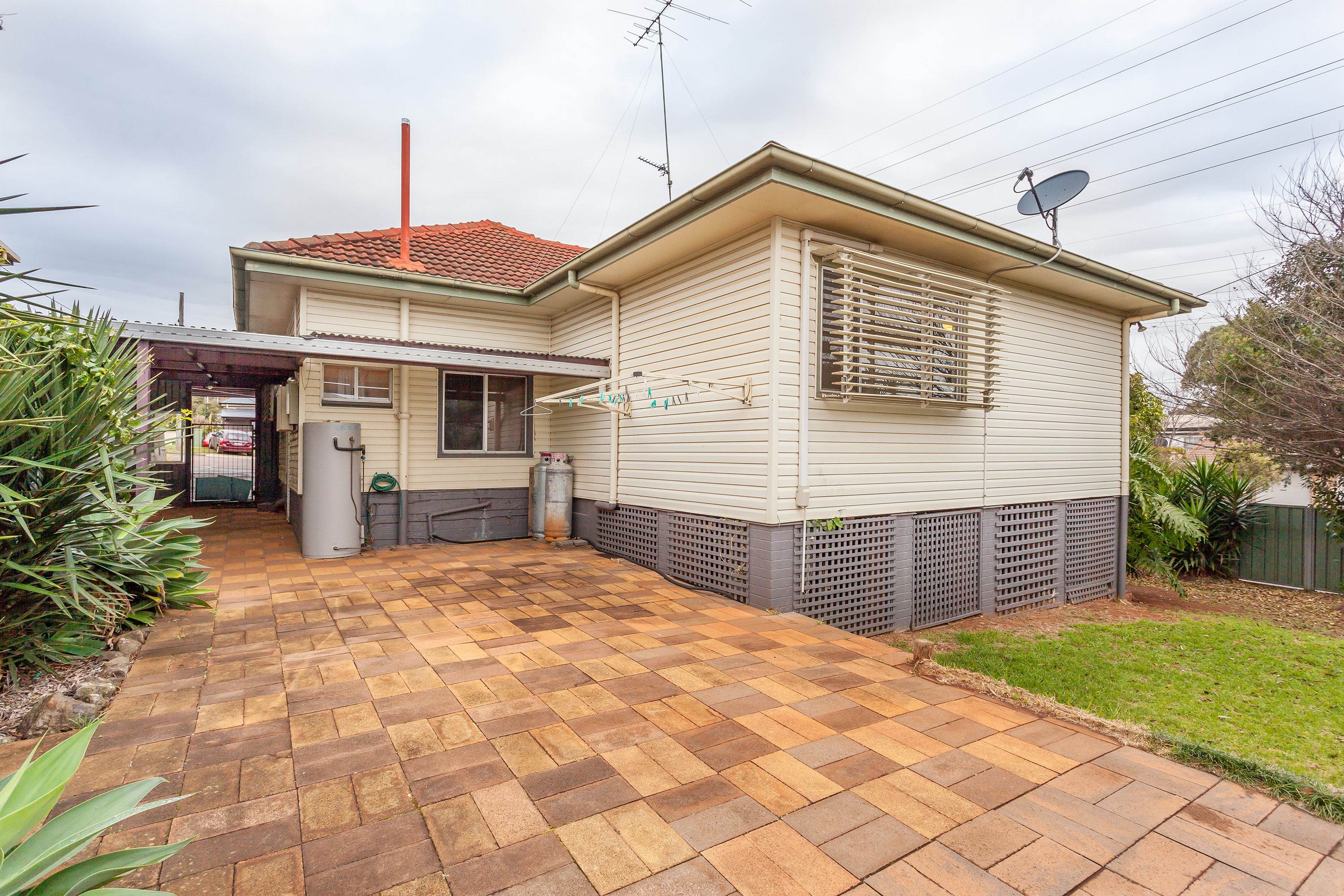 5 Elworthy Street, Harlaxton, QLD 4350 House for Rent Ray White