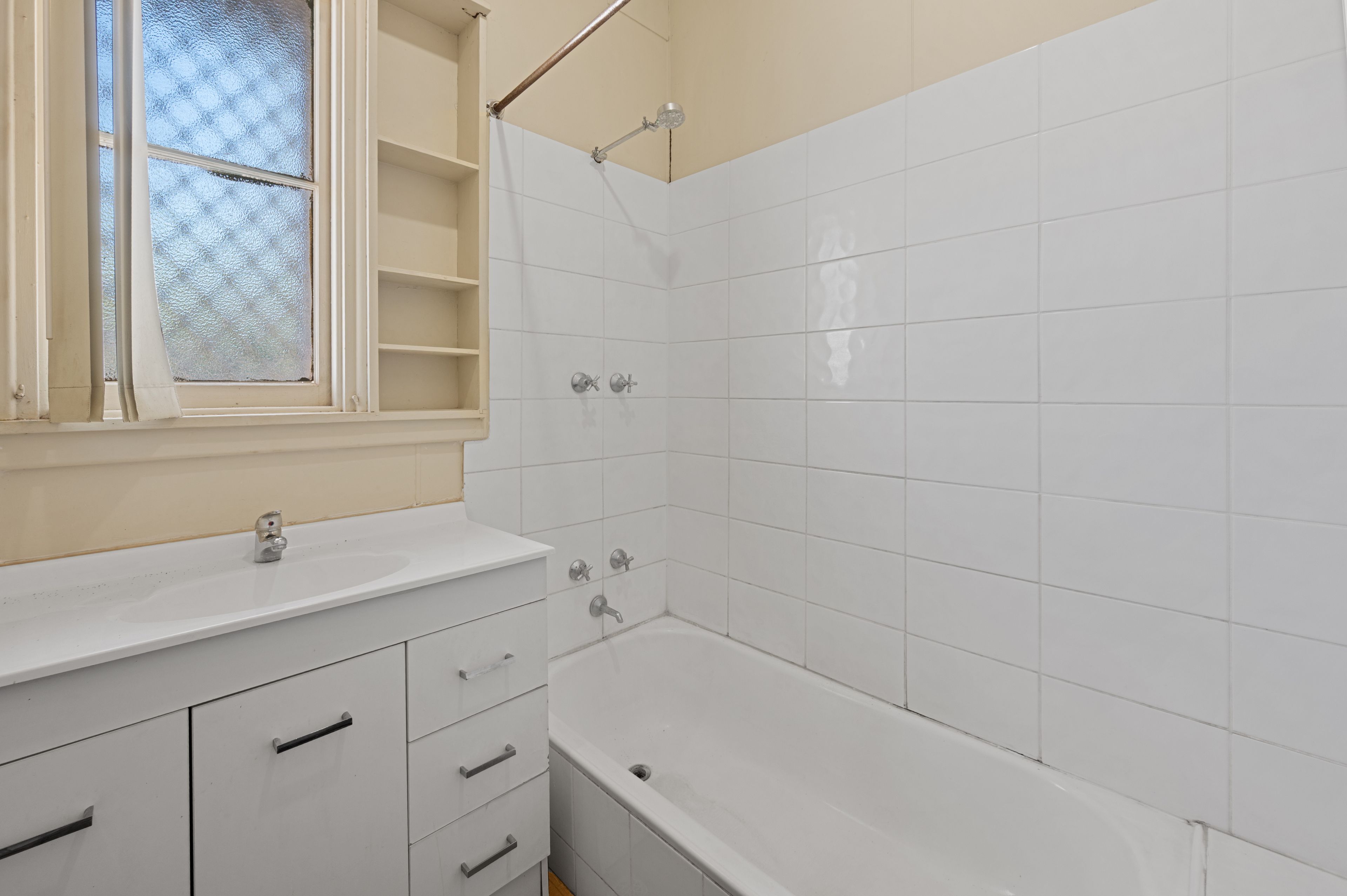 38 Pedlar Street — photo 17 of 29