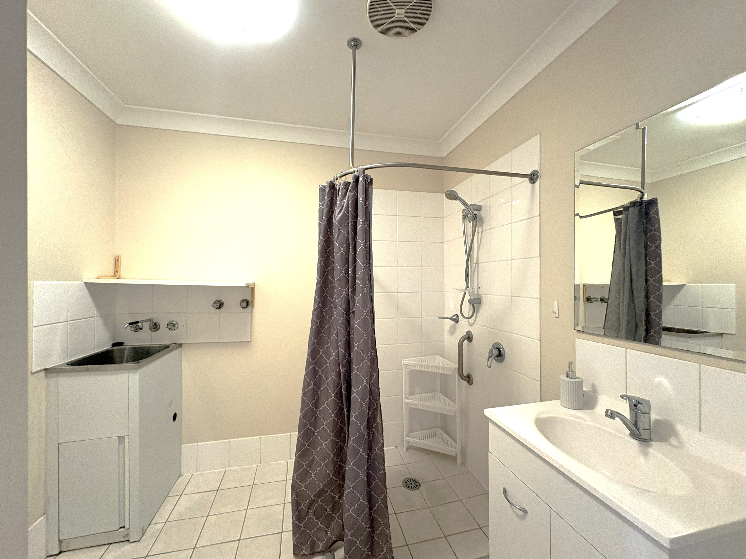 60/80 Queen Elizabeth Drive, Armidale, NSW 2350