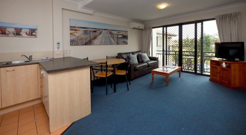 4/9-13 Margaret Avenue, Broadbeach, QLD 4218