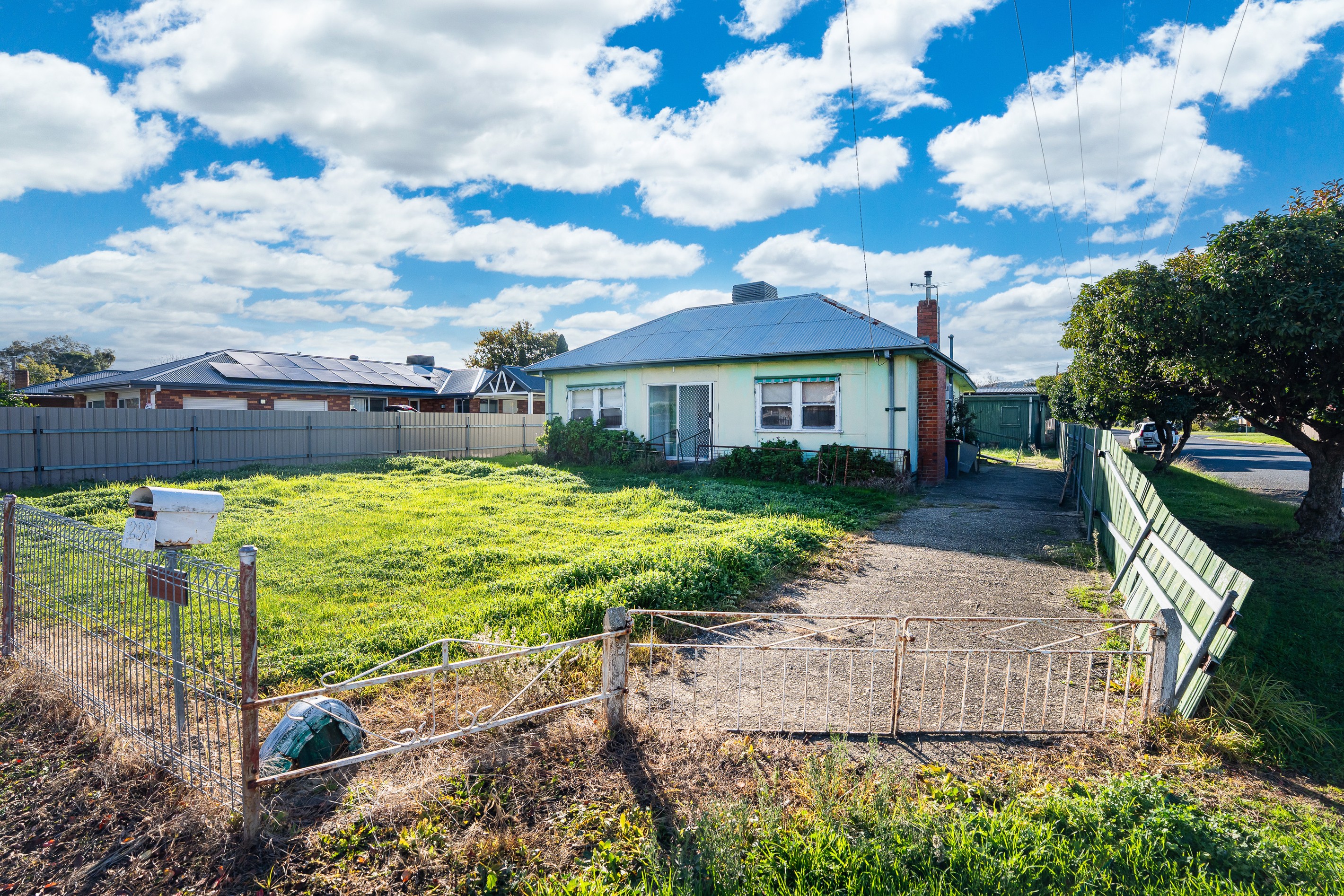 298 Union Road, Lavington, NSW 2641